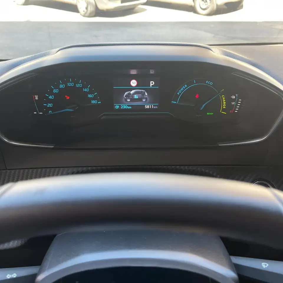 Peugeot 208 motore elettrico 136 CV 5 porte Allure, миниатюра 7