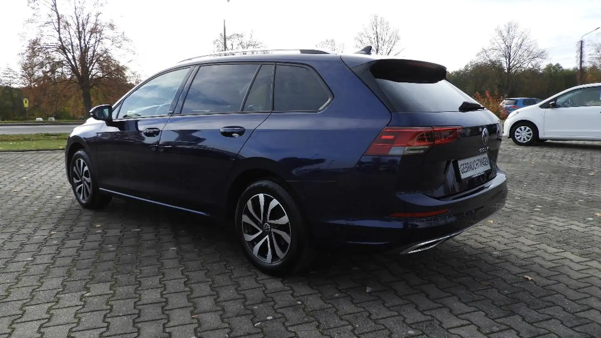 Volkswagen Golf Variant Active Golf VIII Variant 1.5 TSI Active Bleu - 1