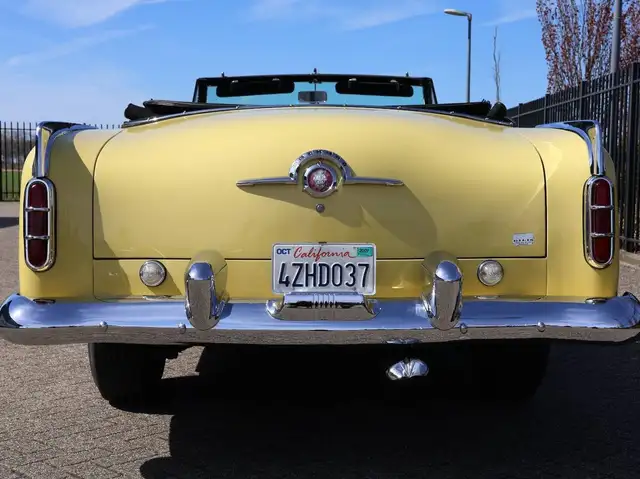 Oldtimer Packard view 9