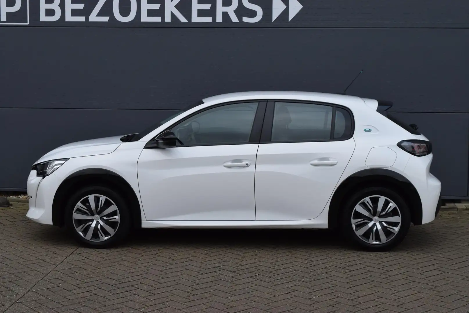 Peugeot e-208 EV Active 50 kWh Wit - 2