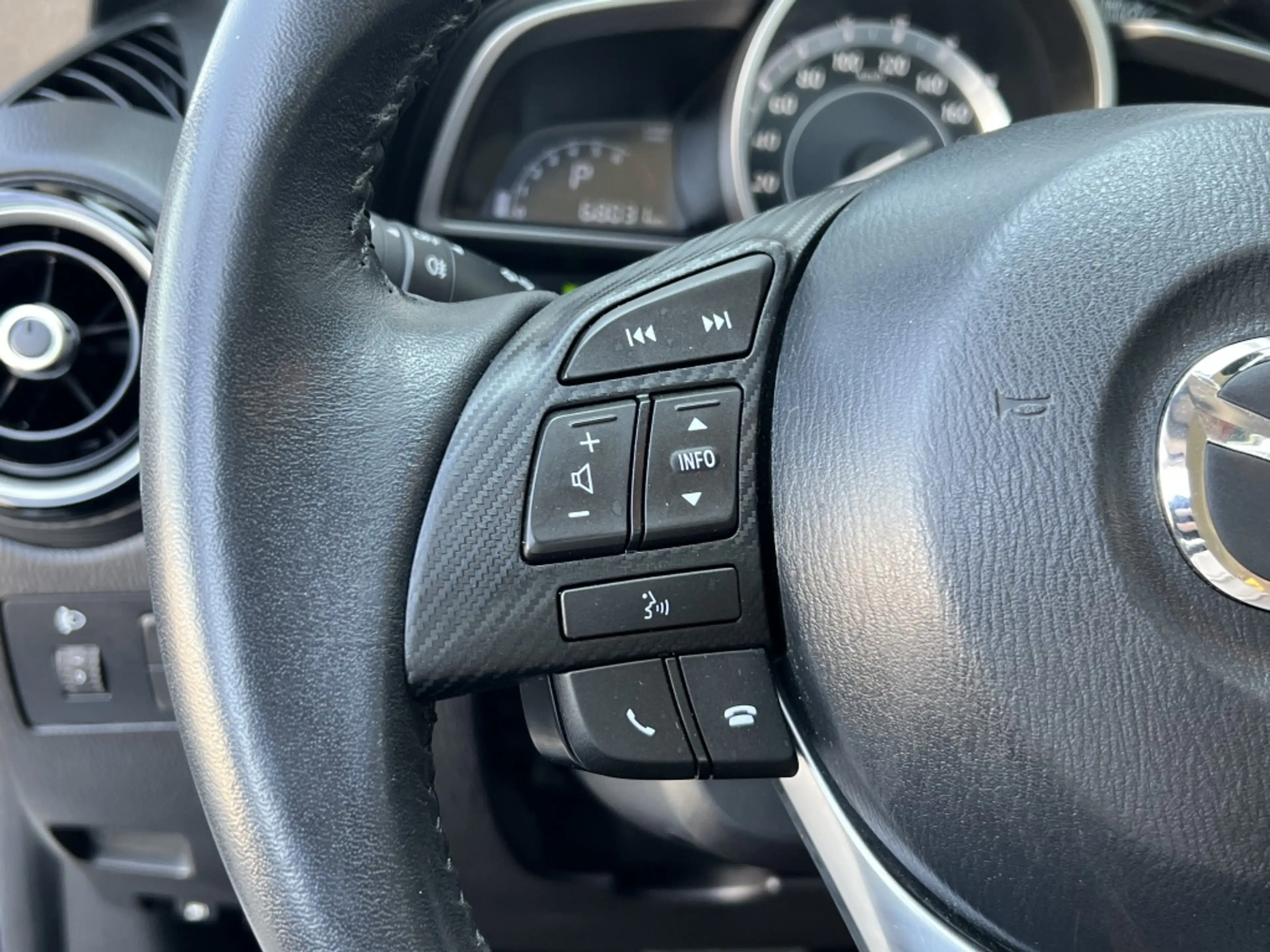 Mazda 2 1.5 Skyactiv-G TS — photo 14