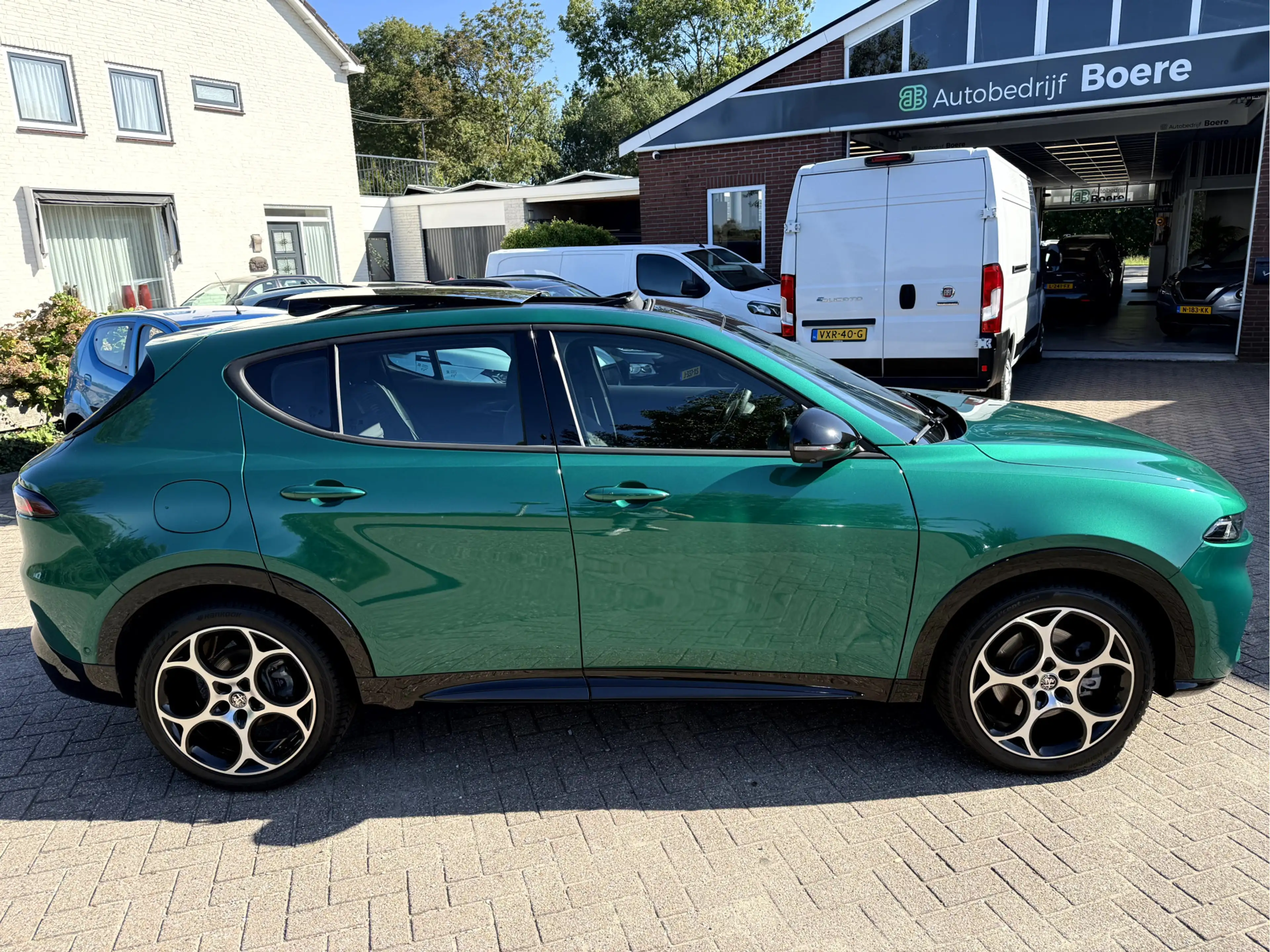 Alfa Romeo Tonale 1.5T Hybrid Edizione Business NL.Auto, Panoramadak — photo 2