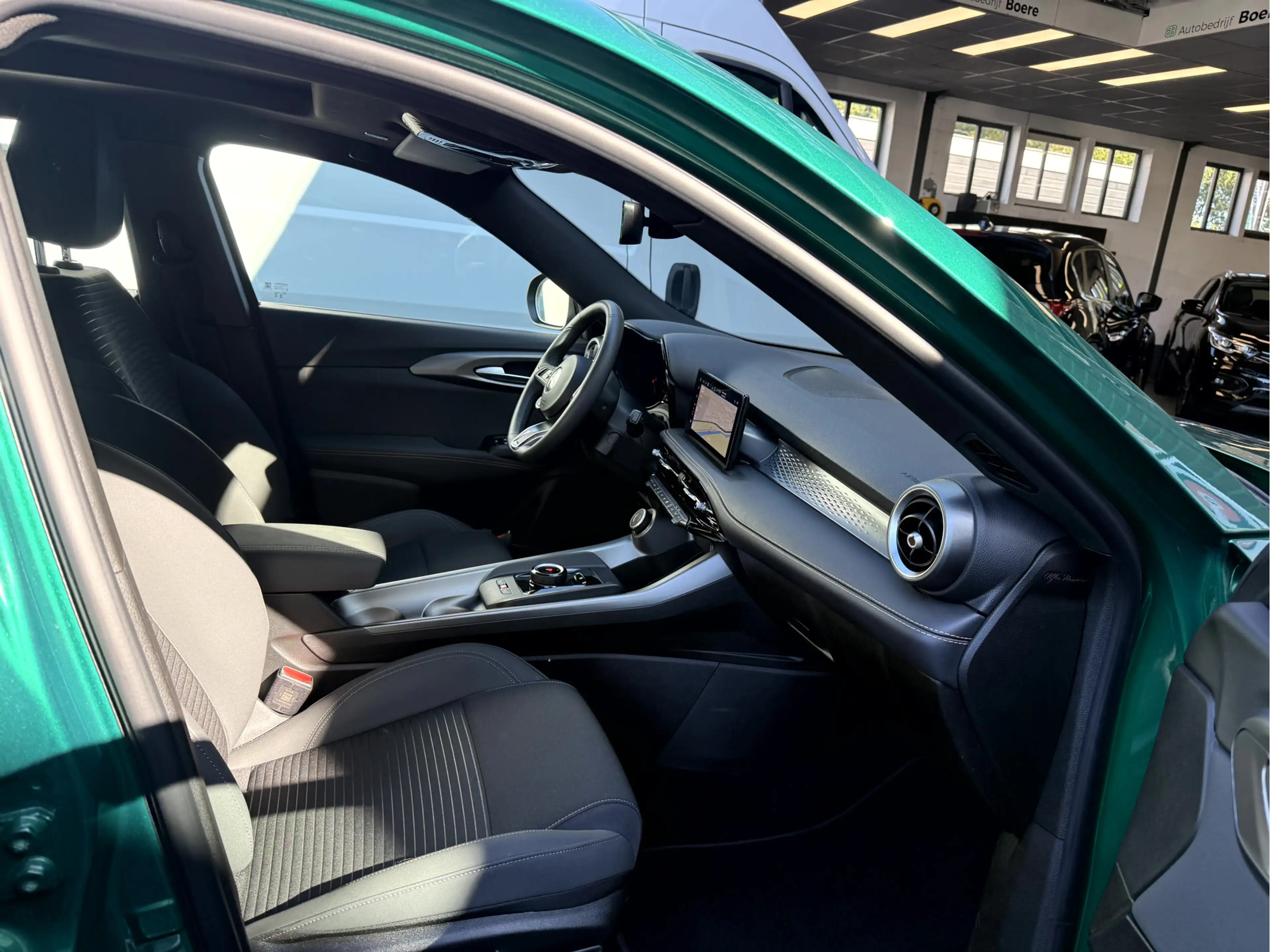 Alfa Romeo Tonale 1.5T Hybrid Edizione Business NL.Auto, Panoramadak — photo 5