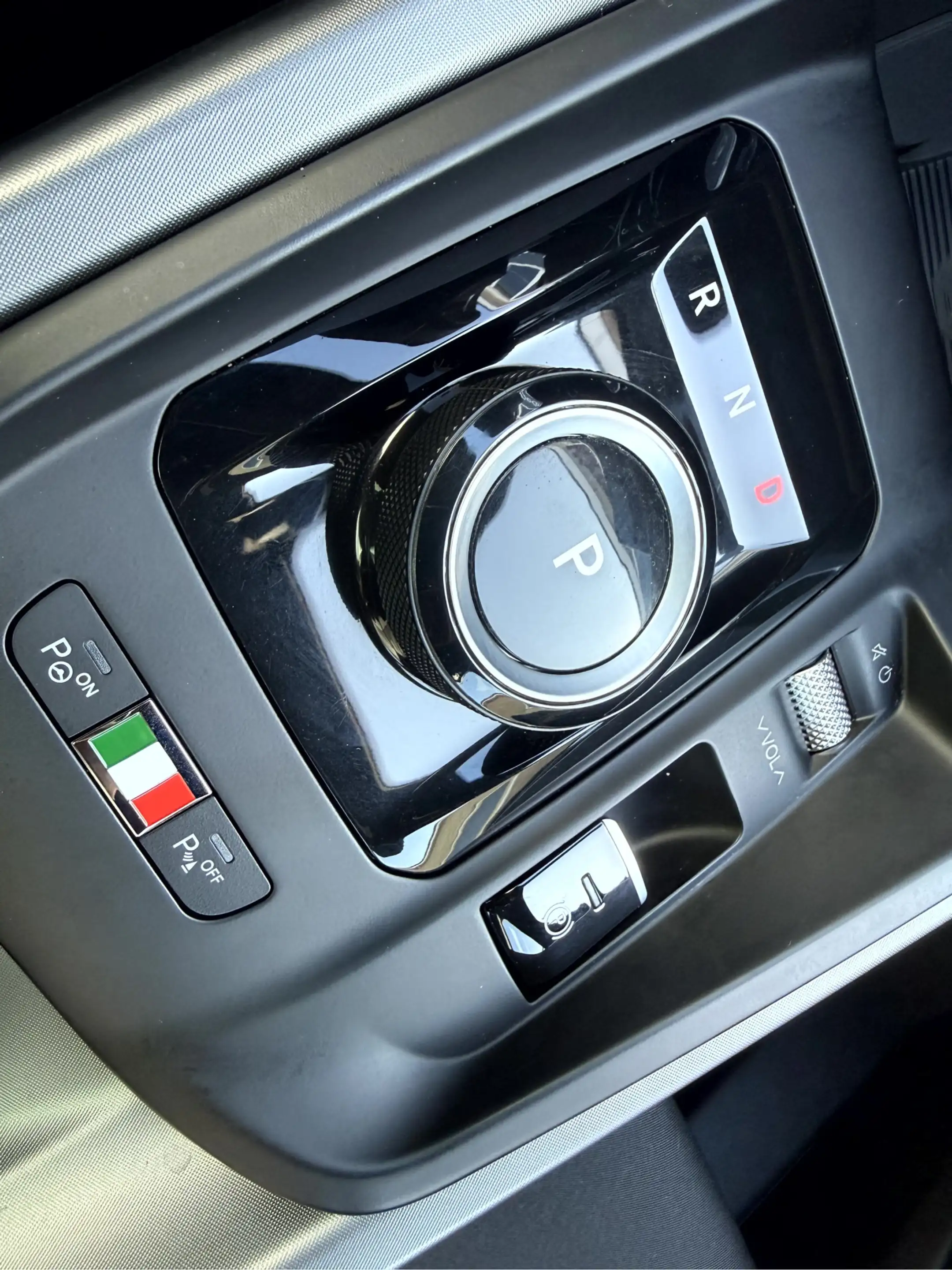 Alfa Romeo Tonale 1.5T Hybrid Edizione Business NL.Auto, Panoramadak — photo 13