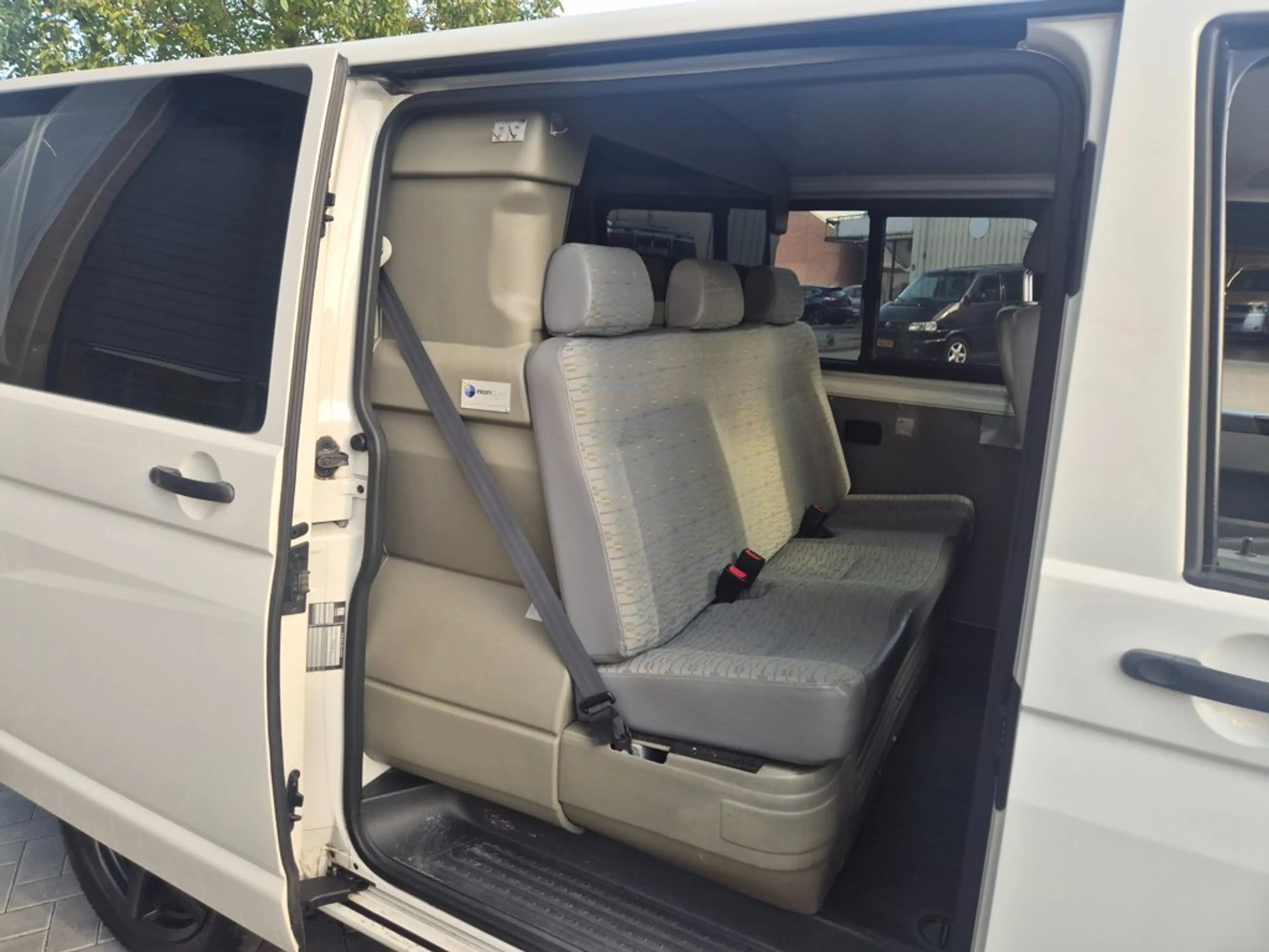 Volkswagen Transporter 2.0 TDI L1H1Dubbele cabine 140pk 2011 — photo 7