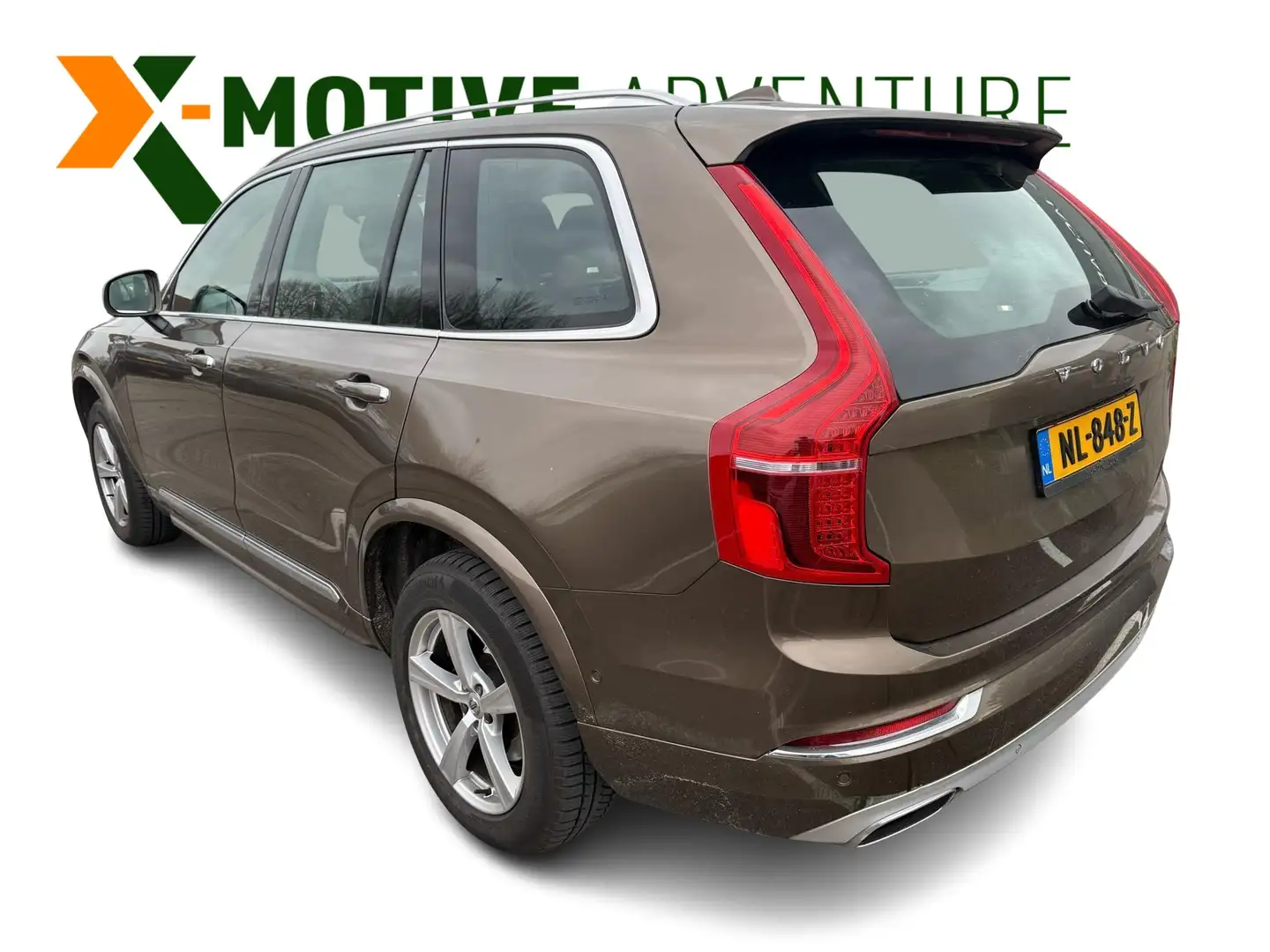Volvo XC90 2.0 D4 Inscription | 7-Pers. | Volleder |  20” | V Hnědá - 2