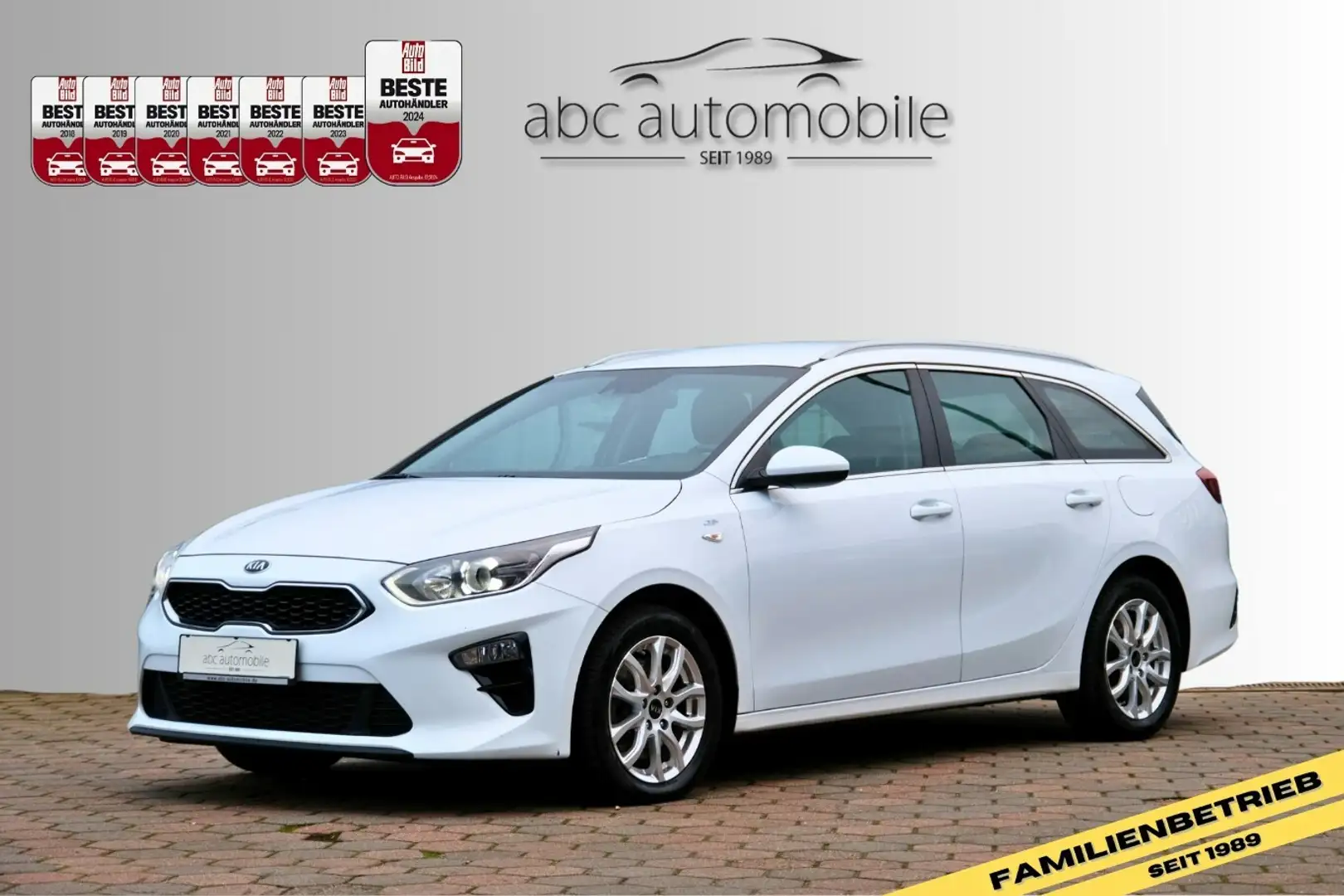 Kia Ceed SW / cee'd SW 1.6 CRDi Vision Komfort&Navi Paket Blanc - 1