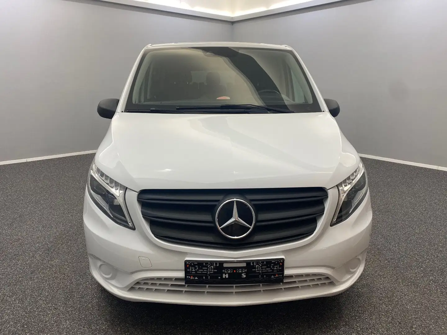 Mercedes-Benz Vito Tourer eVito 129 Pro lang*ACC*LED*NAV*17Z* Bílá - 2