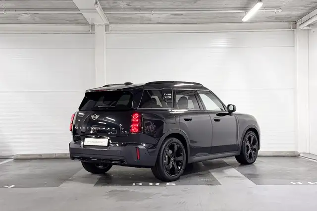 Mini Countryman view 6