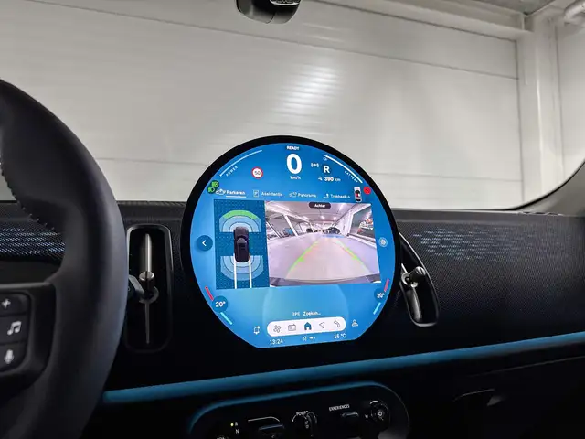 Mini Countryman view 13