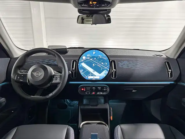 Mini Countryman view 11