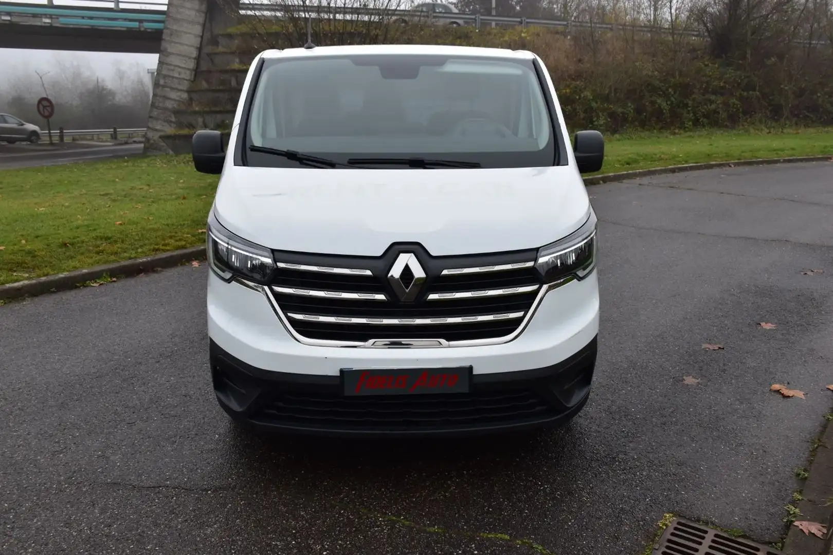 Renault Trafic 2.0 DCI 130 Grand confort Blanc - 2