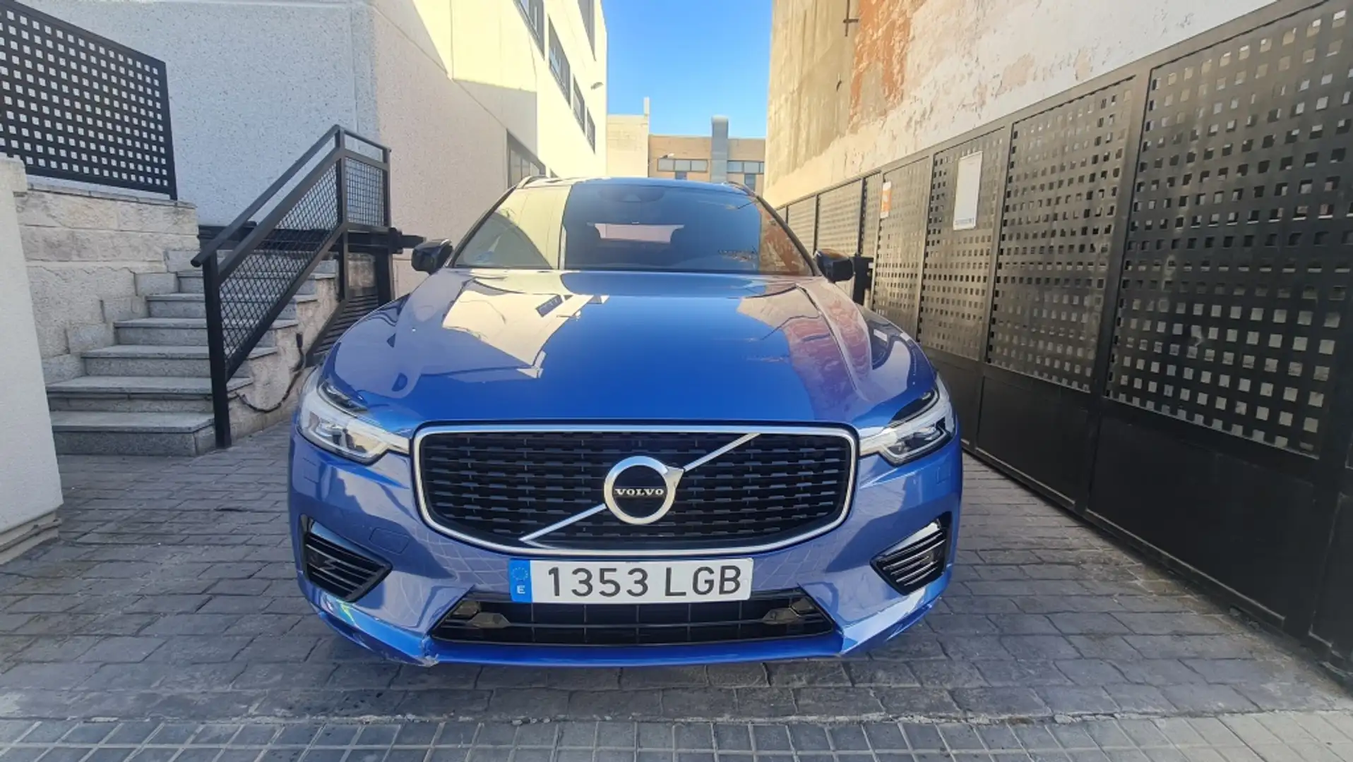 Volvo XC60 T8 Twin R-Design Premium Edition Azul - 2