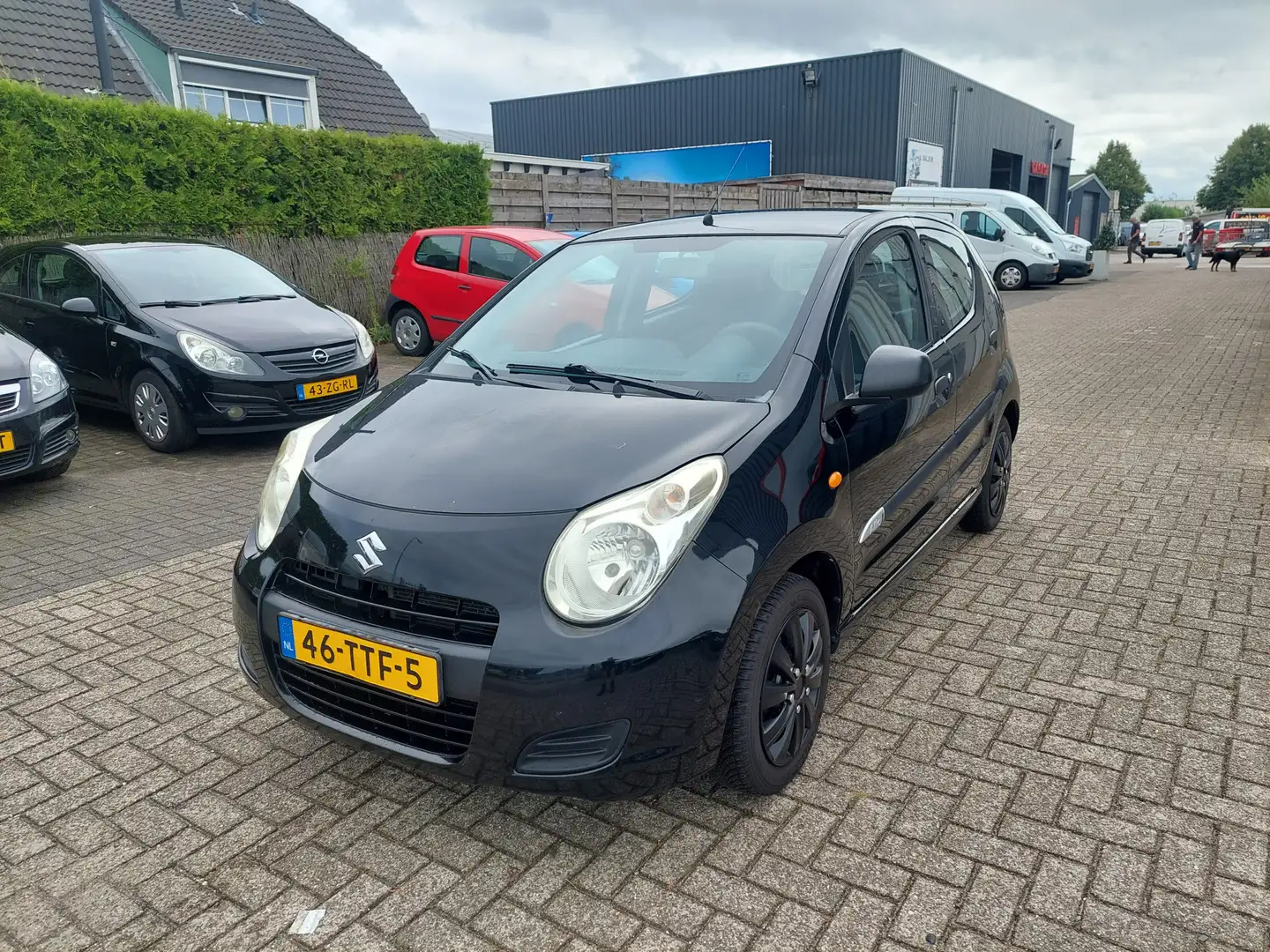 Suzuki Alto 1.0 Comfort Plus Noir - 1