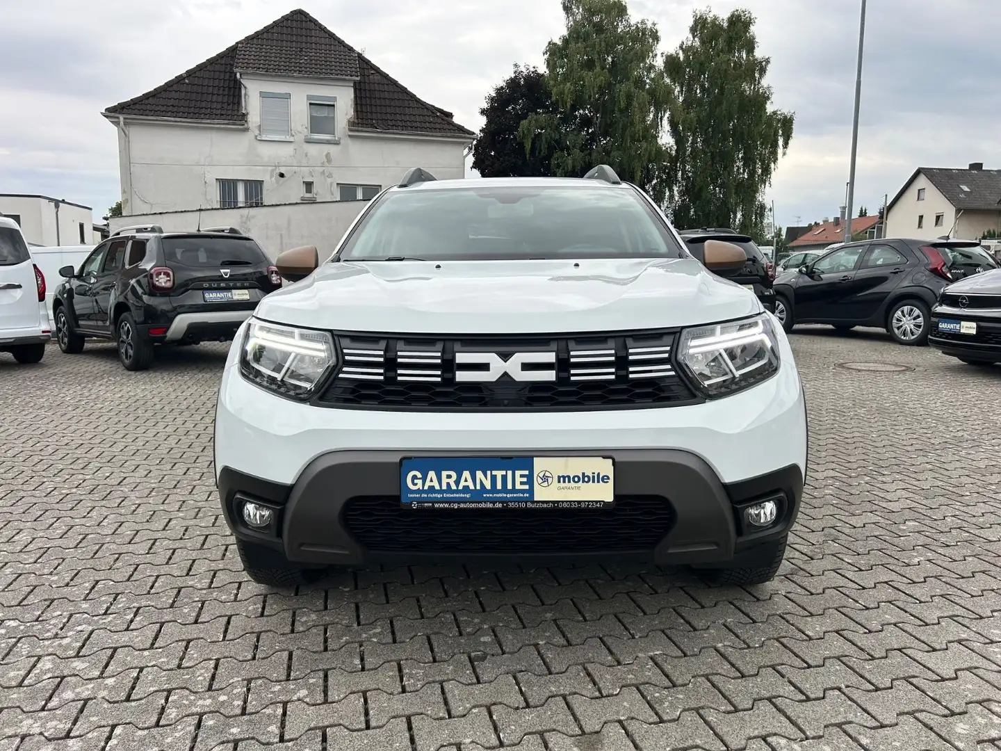 Dacia Duster 1.5 Blue dCI 115 Extreme 4WD Weiß - 2