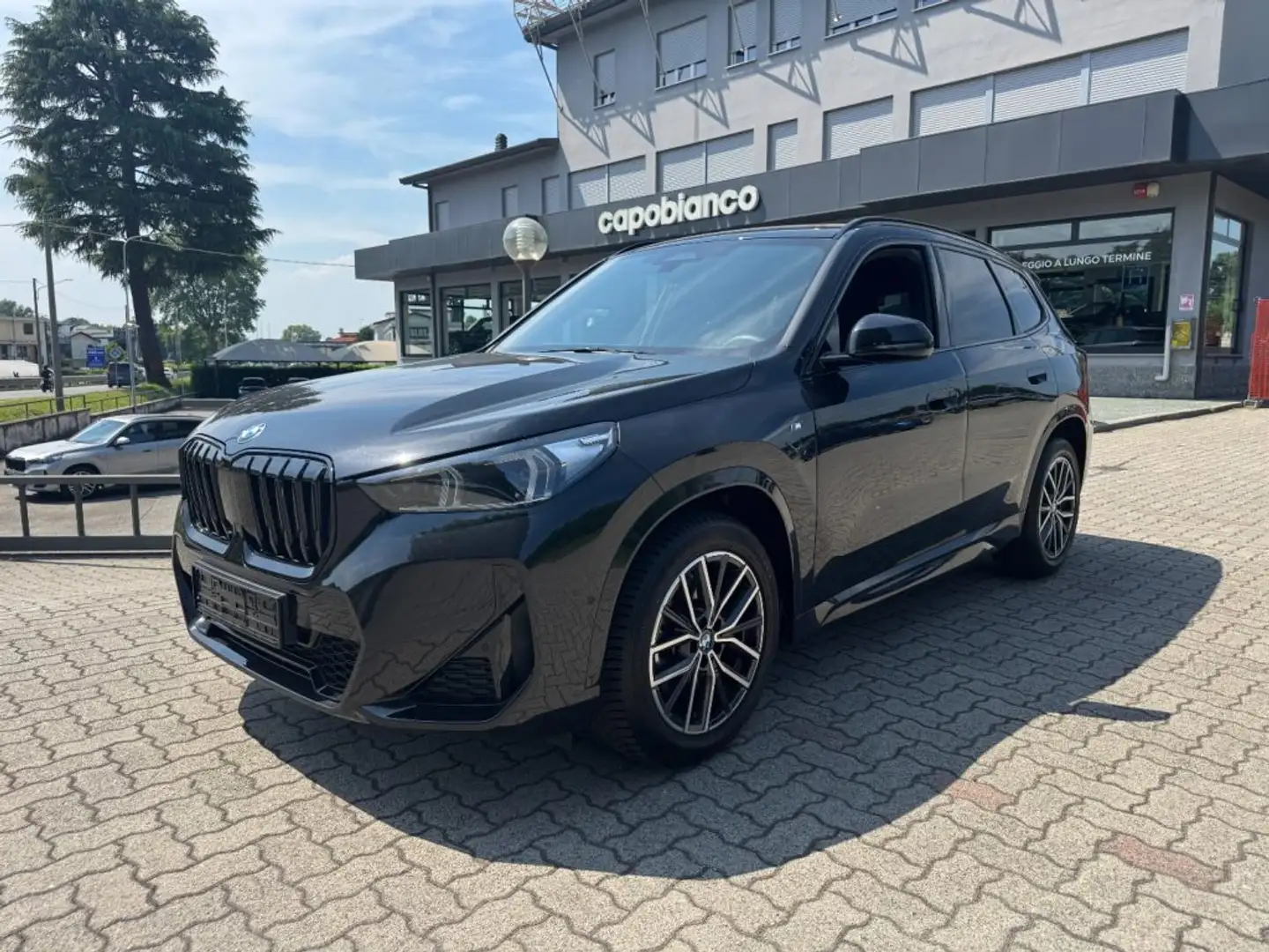 BMW X1 sDrive 20i Msport+SEDILI ELETTRICI+PREMIUM PACK Nero - 1
