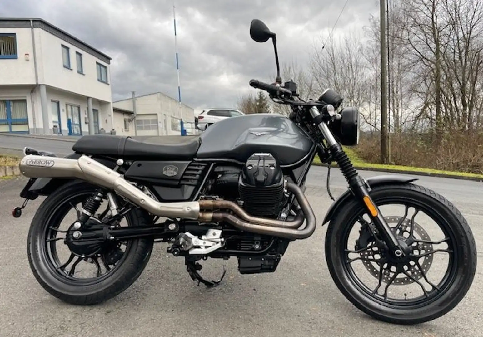 Moto Guzzi V 7 III Stone Gris - 1