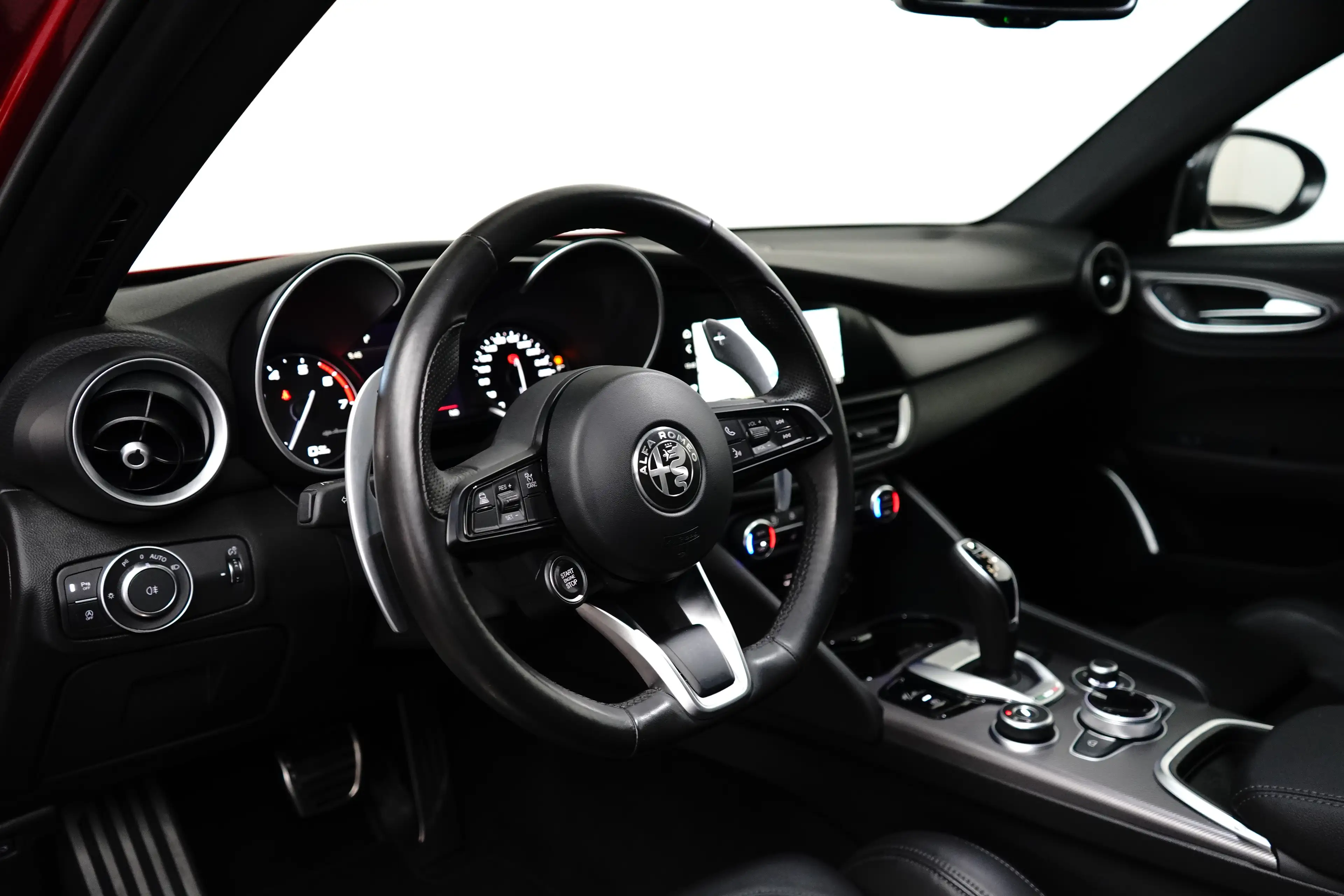 Alfa Romeo Giulia Veloce 280PK | Stoelverwarming | Adap. Cruise | 19 — photo 18