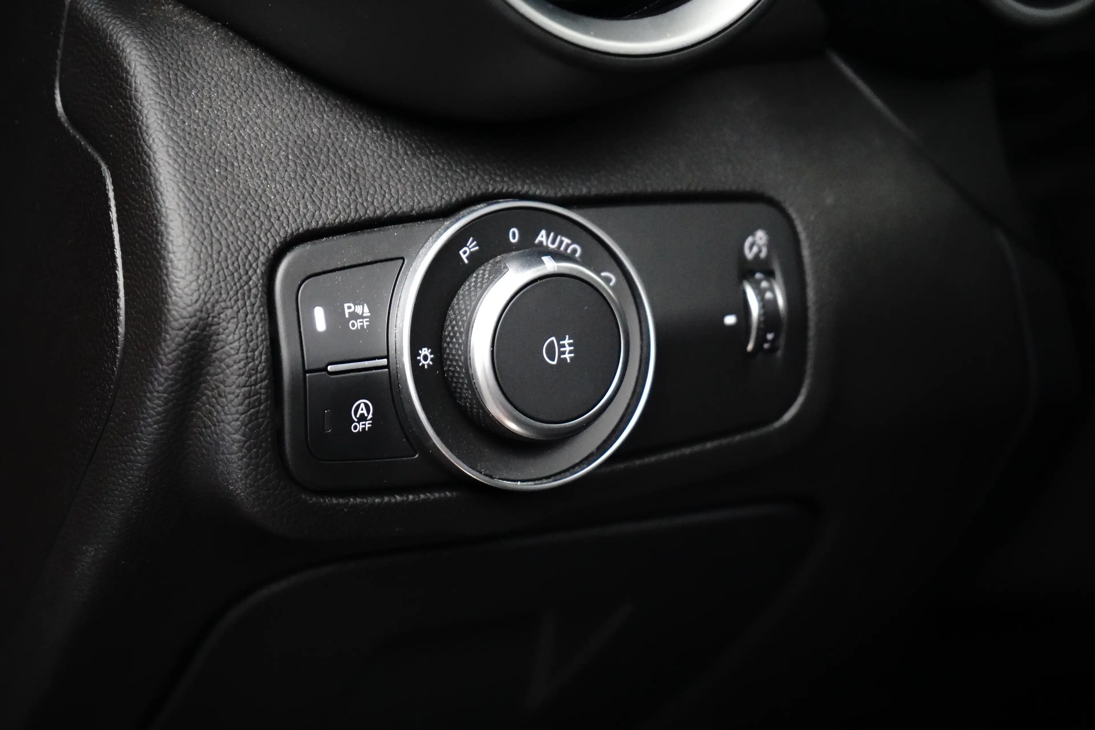 Alfa Romeo Giulia Veloce 280PK | Stoelverwarming | Adap. Cruise | 19 — photo 19