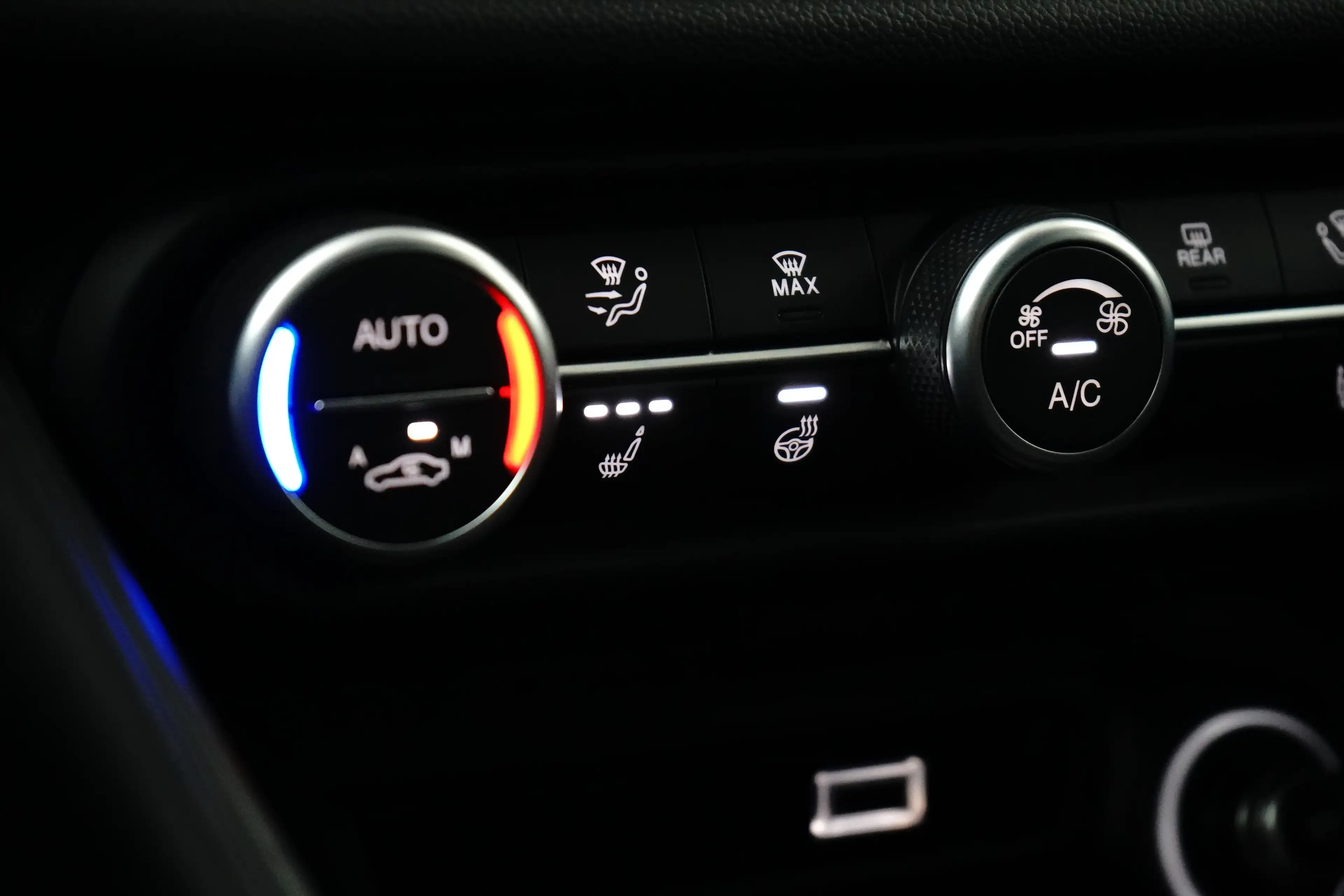 Alfa Romeo Giulia Veloce 280PK | Stoelverwarming | Adap. Cruise | 19 — photo 24