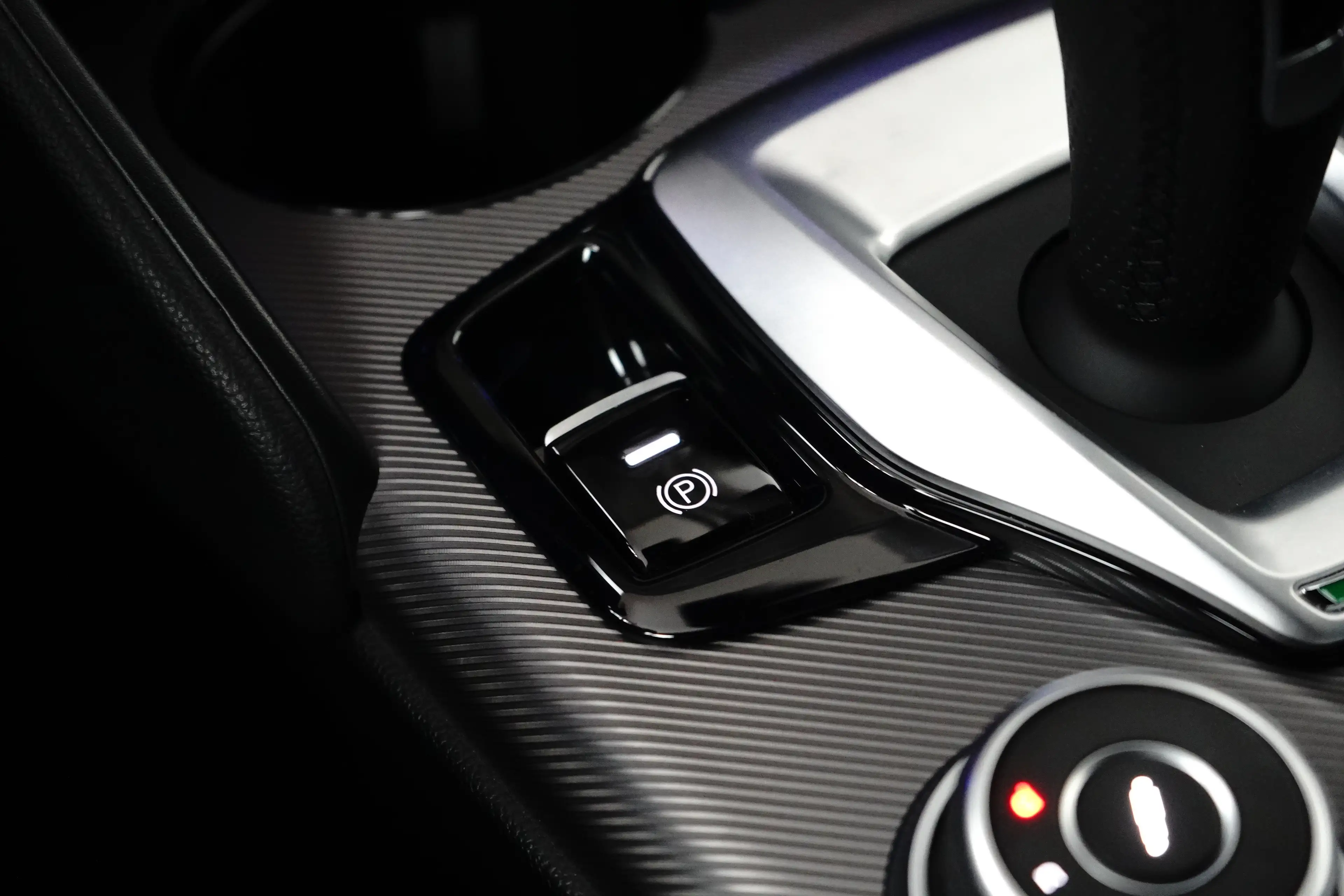 Alfa Romeo Giulia Veloce 280PK | Stoelverwarming | Adap. Cruise | 19 — photo 25