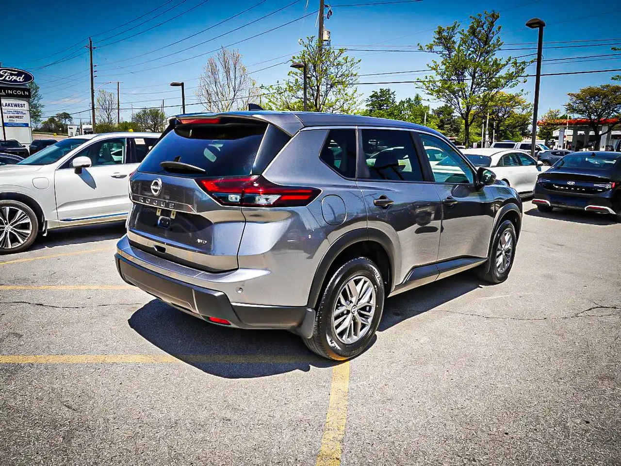 Nissan Rogue снимка Nissan Rogue
