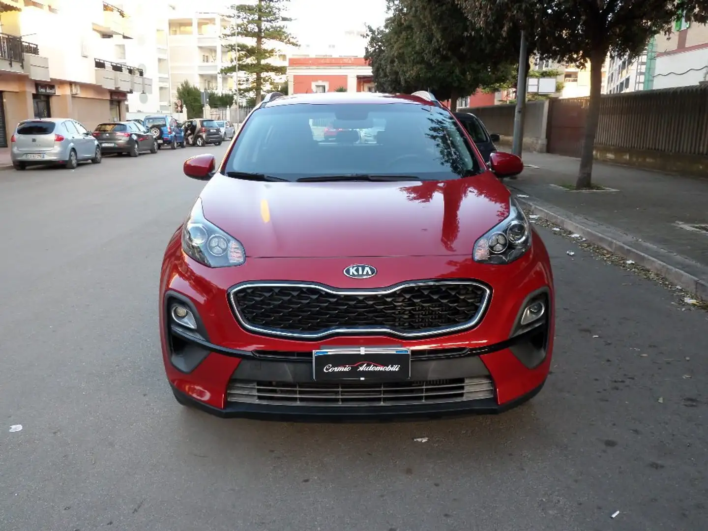 Kia Sportage 1.6 CRDI URBAN 2wd 115cv Rouge - 2