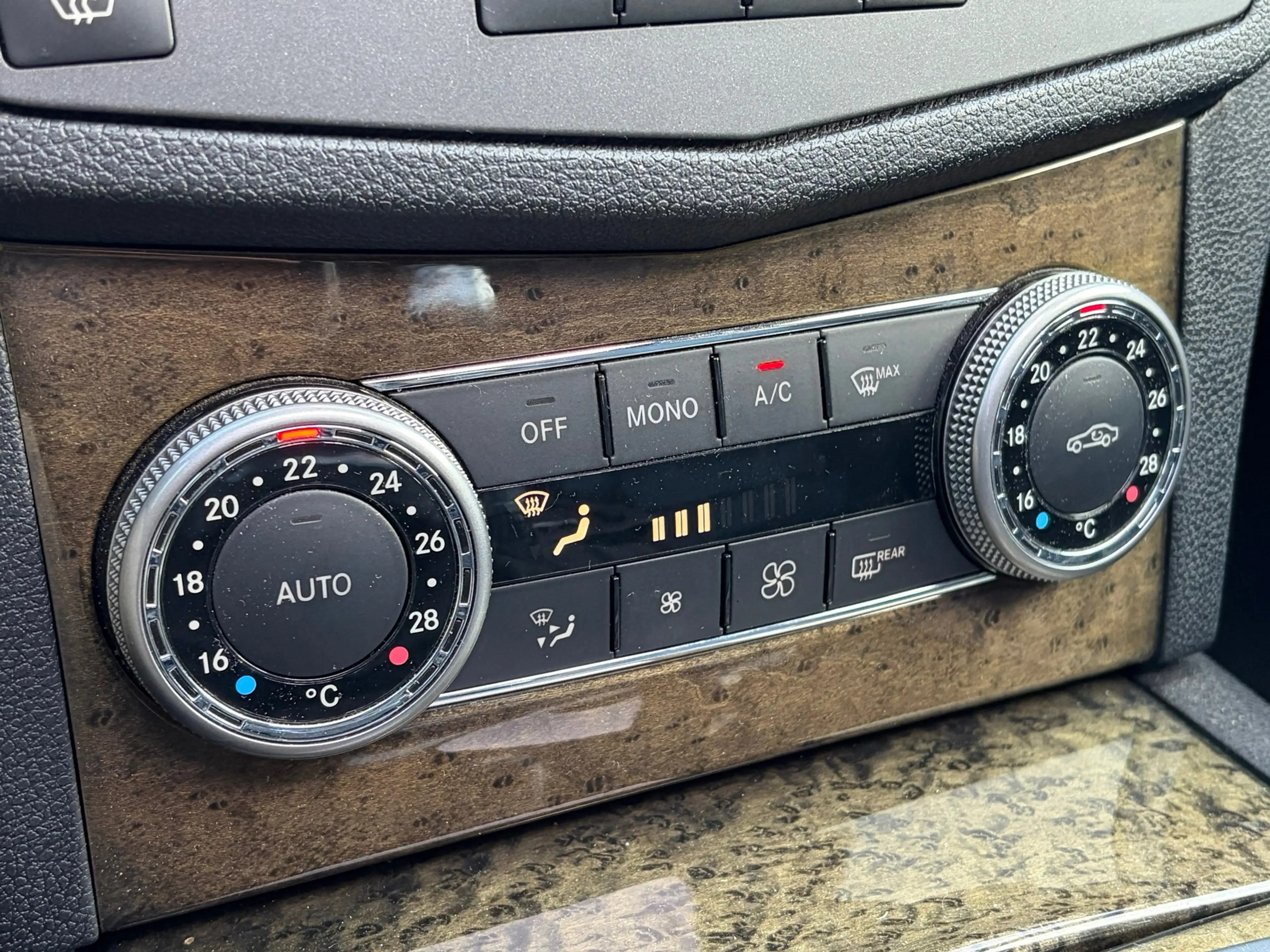 Mercedes-Benz C 63 AMG Estate C63 457PK Pano Leer Harman/Kardon Memory De — photo 36