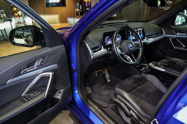 BMW X1 view 5