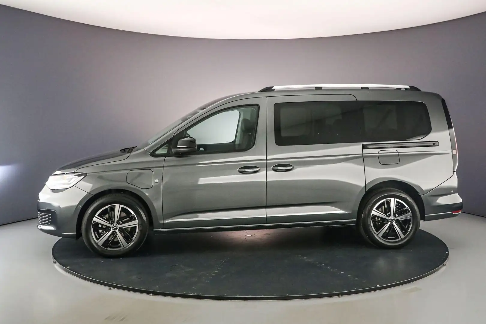 Volkswagen Caddy Kombi Maxi 1.5 TSI 150pk DSG Hybride Style  € 1. Grigio - 2
