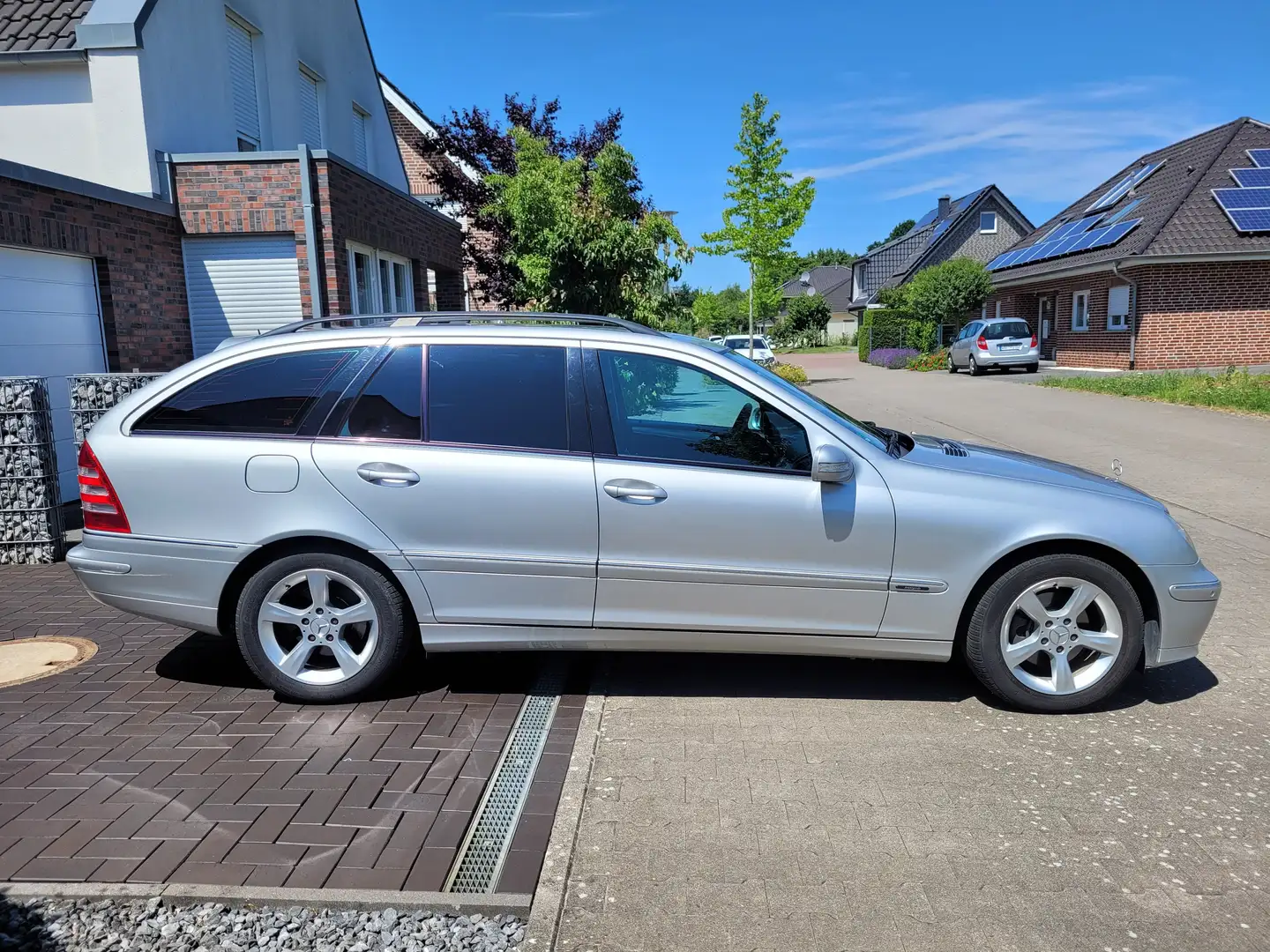 Mercedes-Benz C 200 T Kompressor Automatik Avantgarde Silber - 2