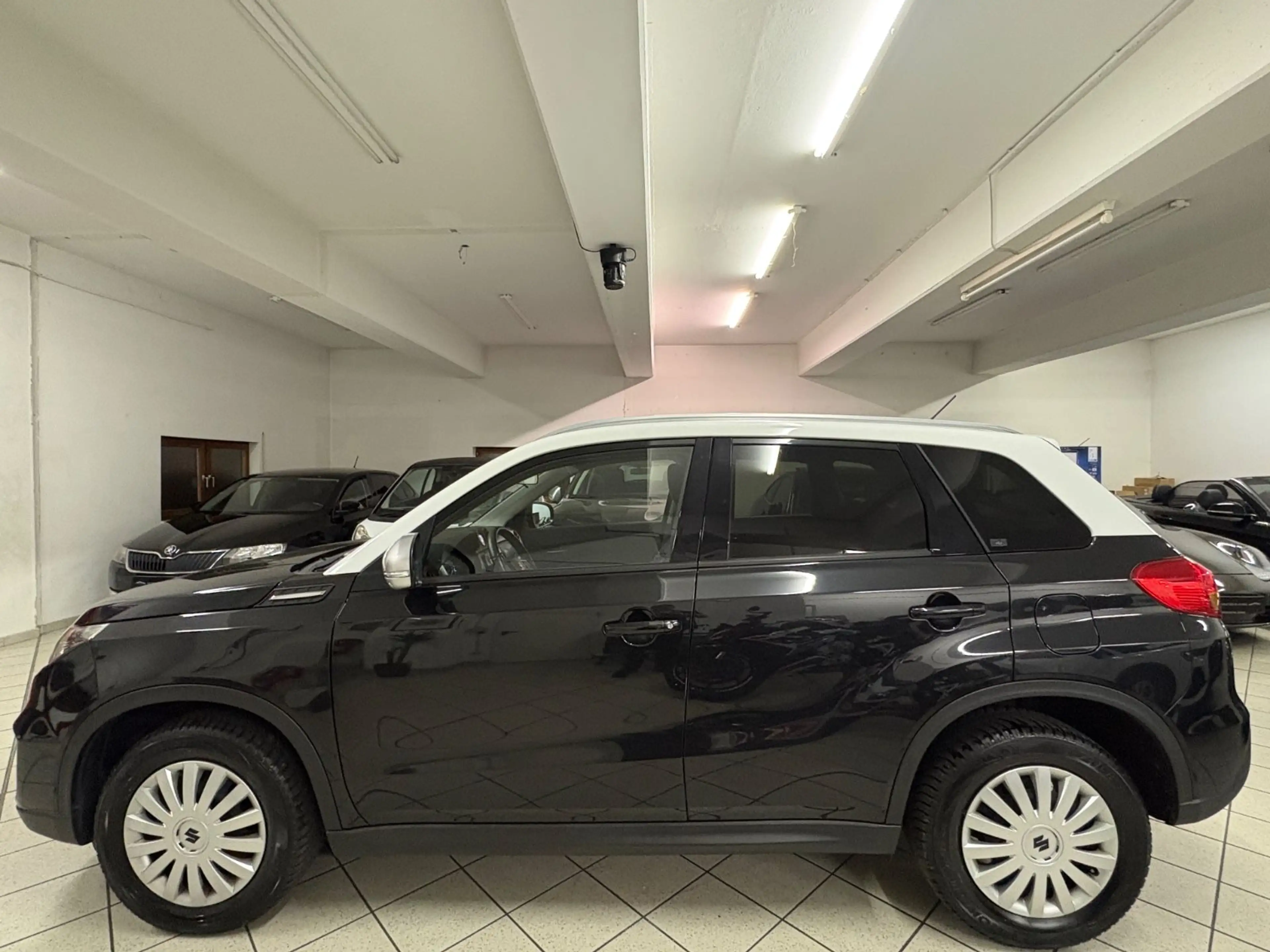 Suzuki Vitara 1.4 S 4x4 | HU&AU Neu | Automatik | — photo 5