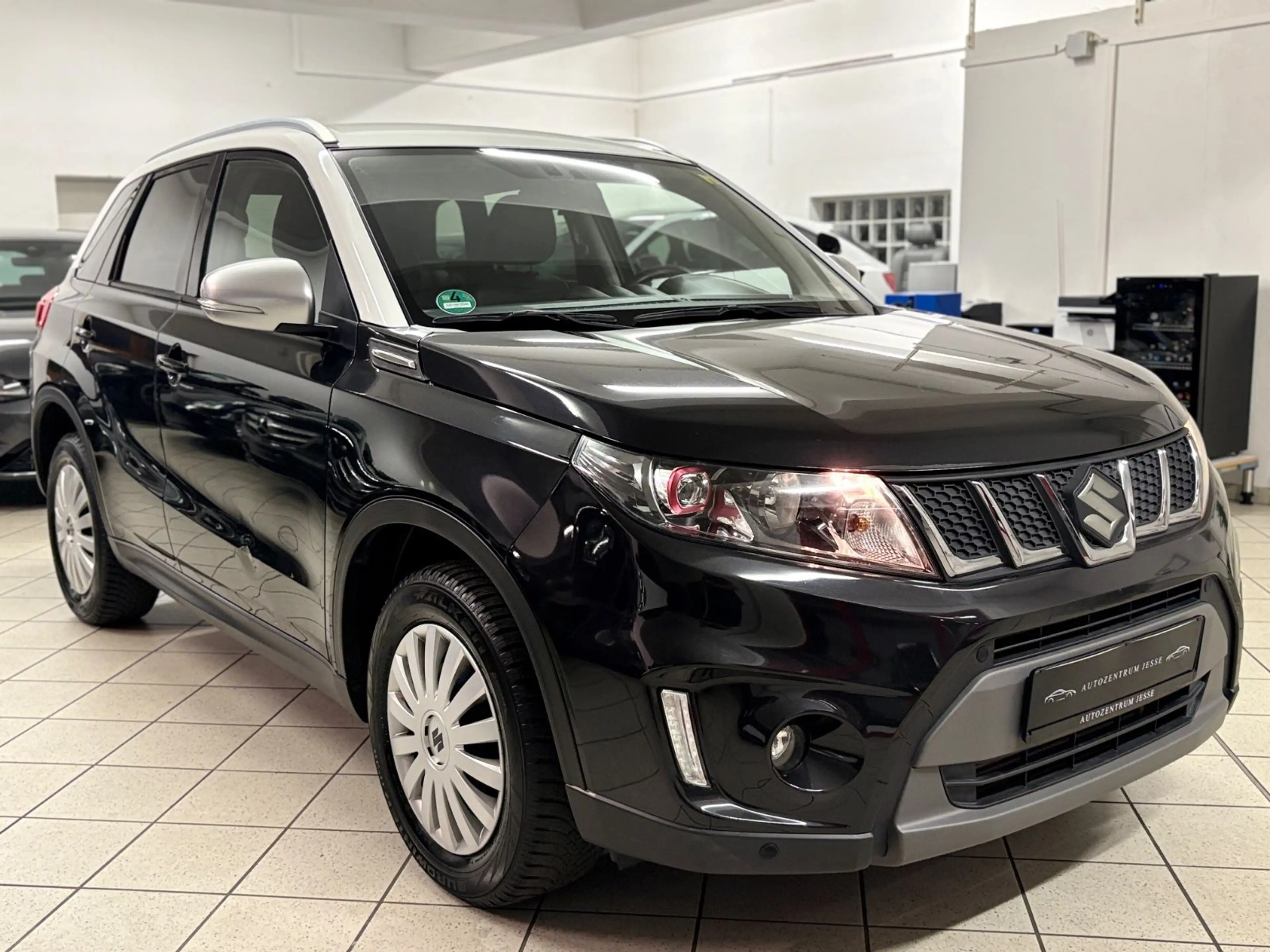 Suzuki Vitara 1.4 S 4x4 | HU&AU Neu | Automatik | — photo 9