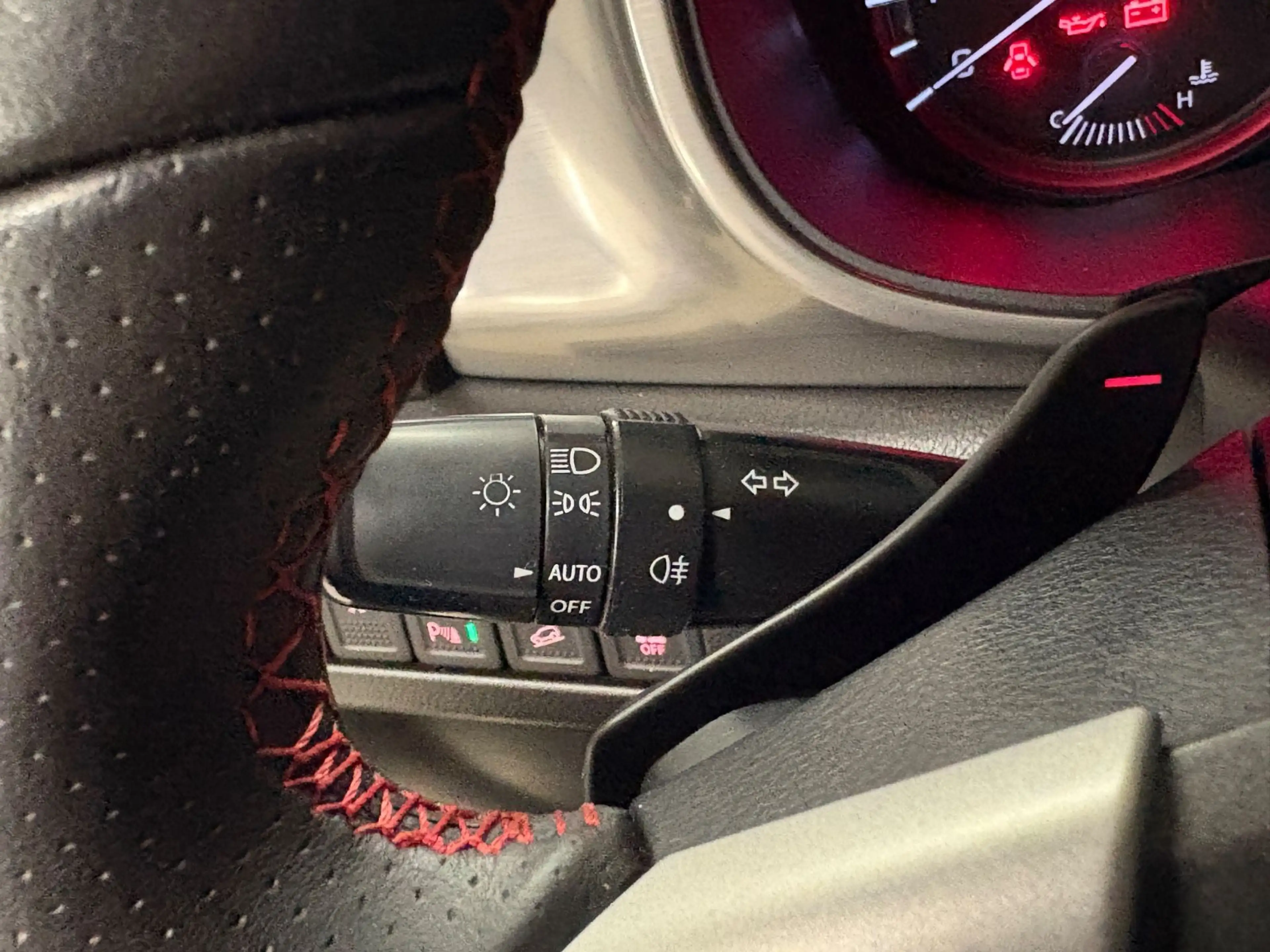 Suzuki Vitara 1.4 S 4x4 | HU&AU Neu | Automatik | — photo 15