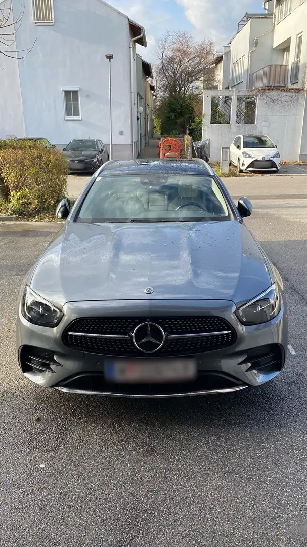 Mercedes-Benz E 300 de T 9G-TRONIC AMG Line - 2