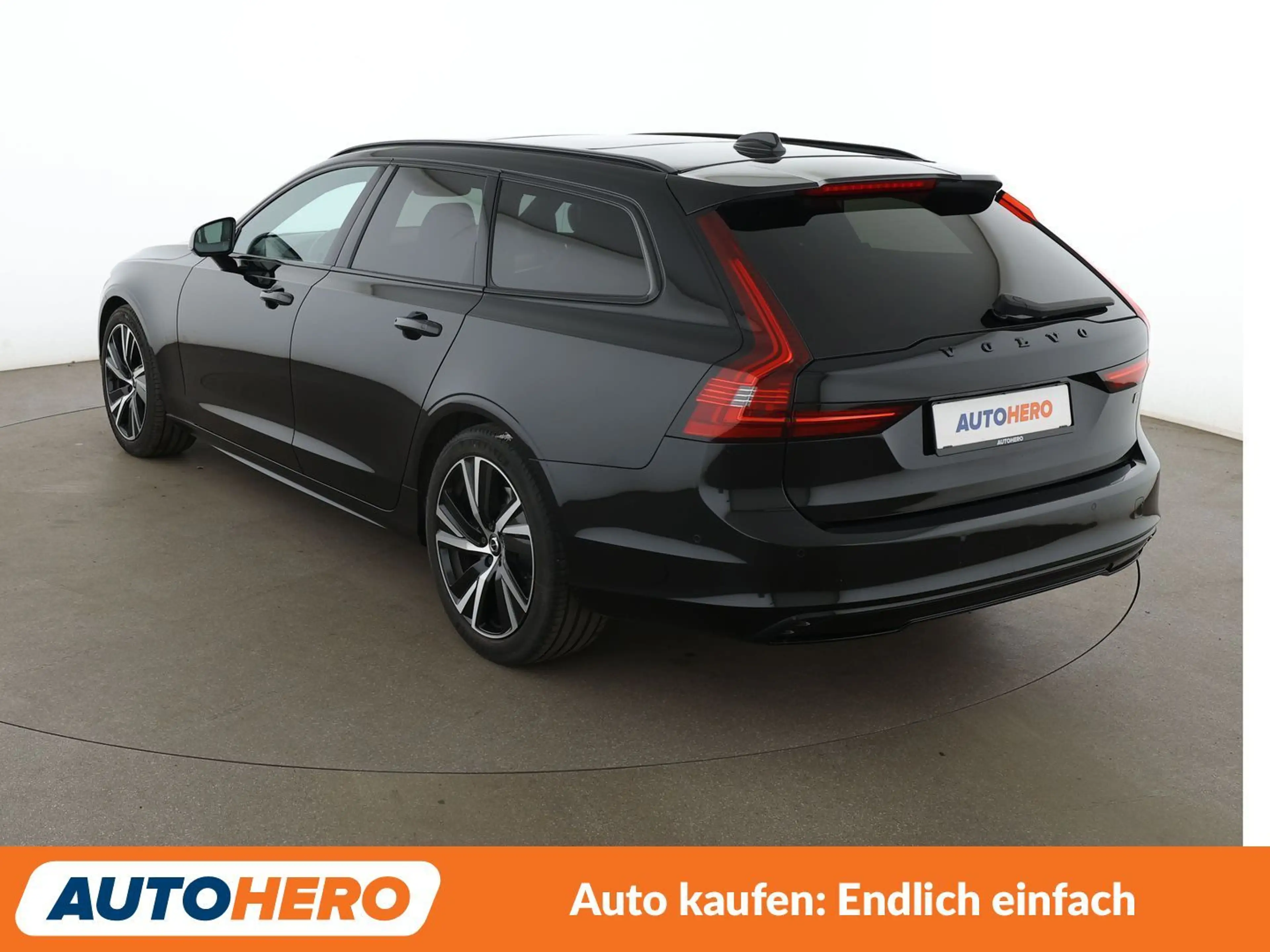 Volvo V90 2.0 B4 Mild-Hybrid R Design AWD*CAM360*NAVI*PDC* — photo 4