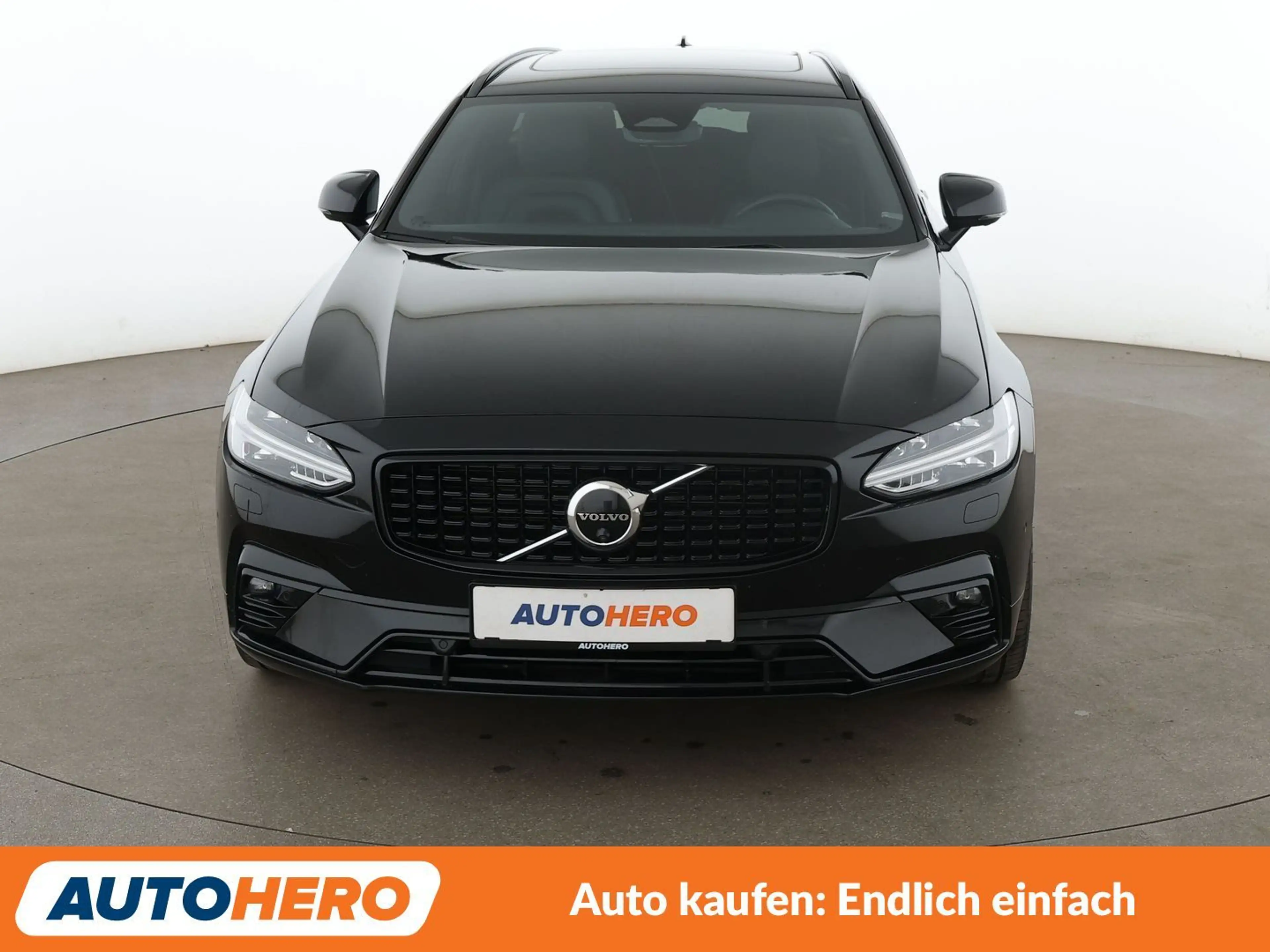 Volvo V90 2.0 B4 Mild-Hybrid R Design AWD*CAM360*NAVI*PDC* — photo 9