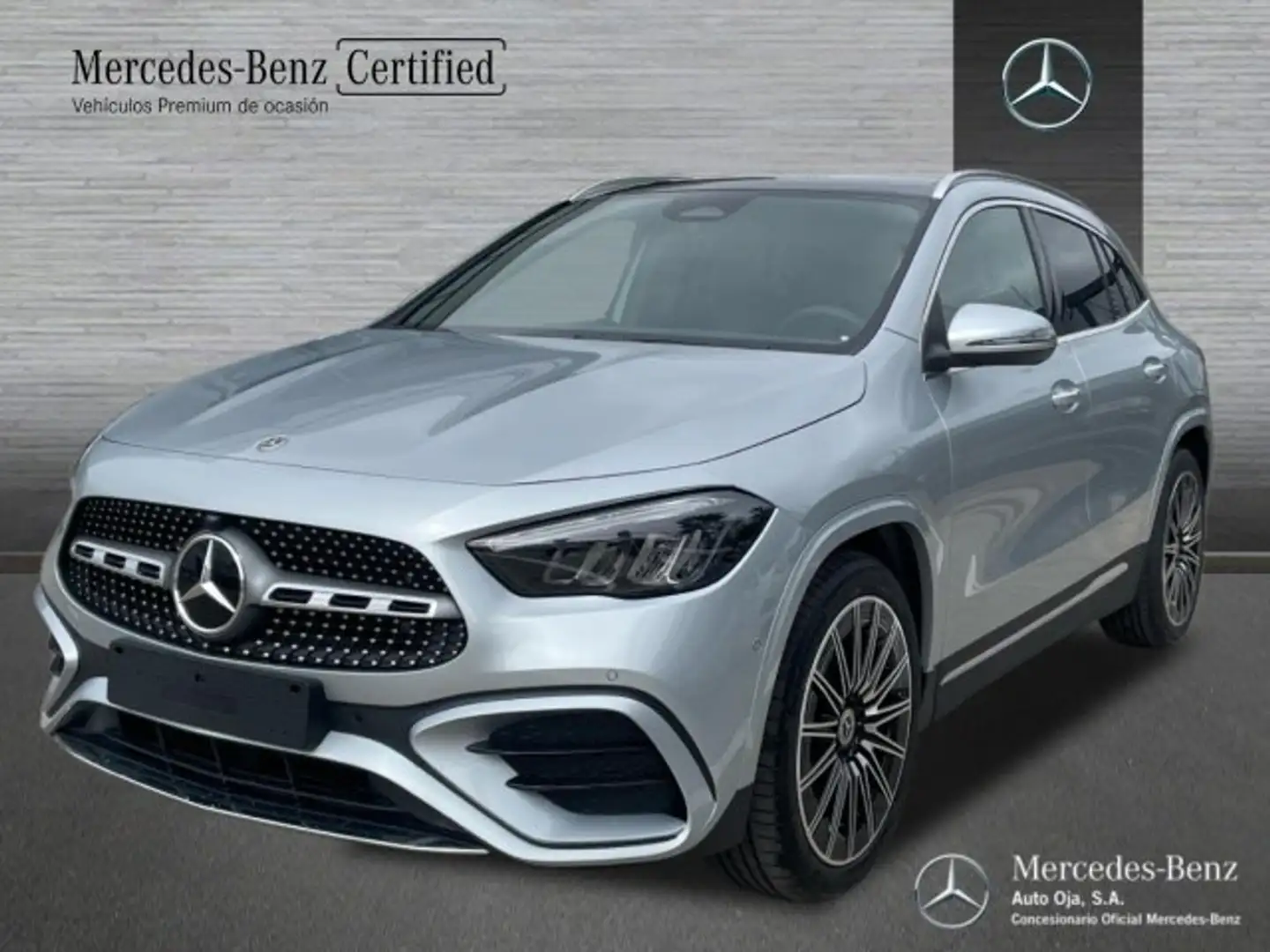 Mercedes-Benz GLA 200 - 1