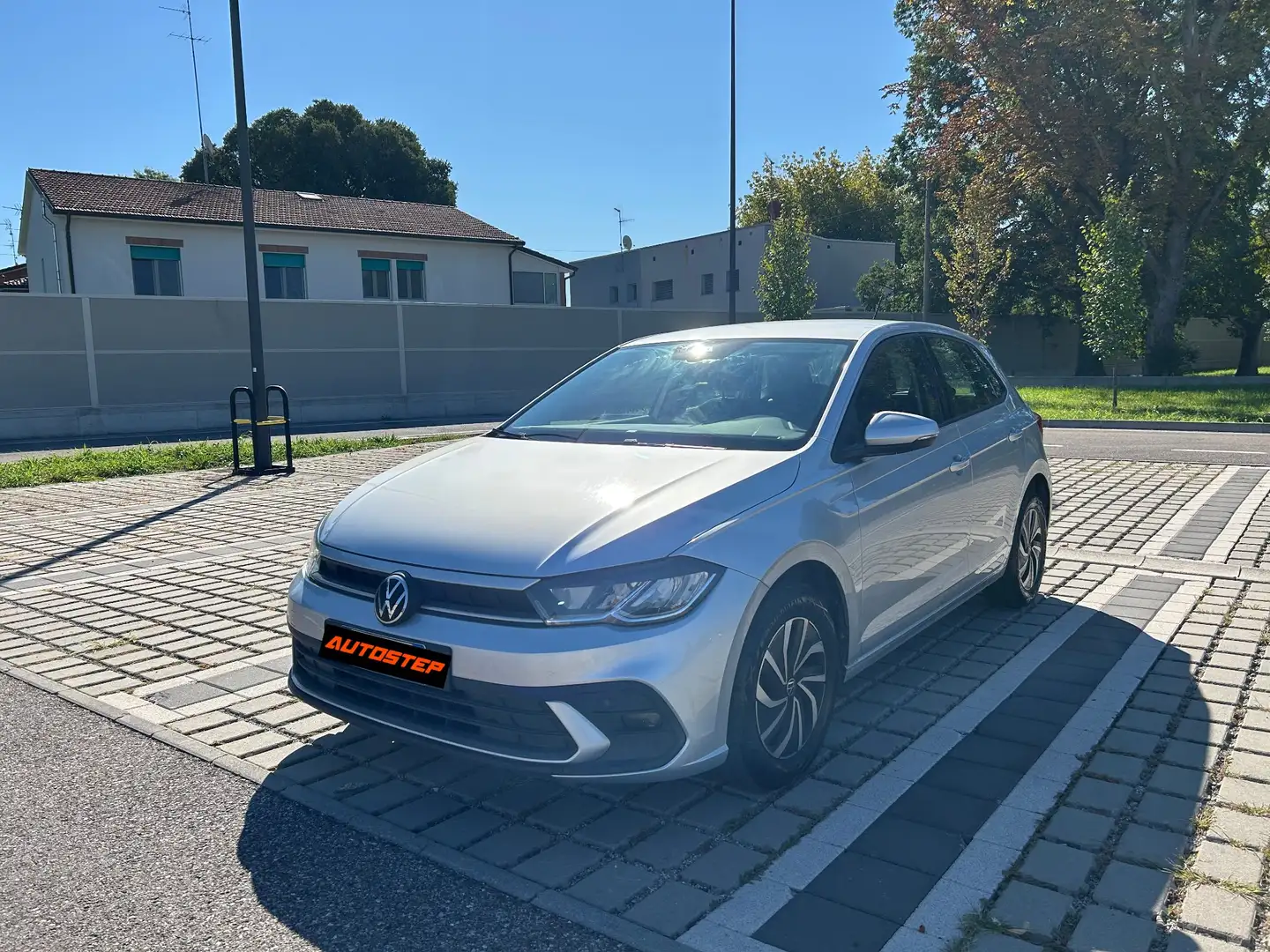 Volkswagen Polo Polo VI 2022 1.0 tsi Life 95cv Argent - 1