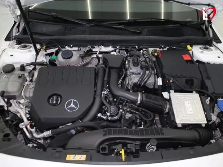 Mercedes-Benz Clase A A 250 e 2022, foto 17
