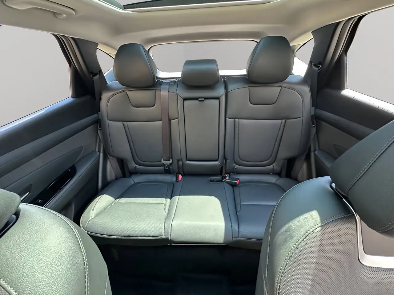 Hyundai TUCSON снимка Hyundai TUCSON