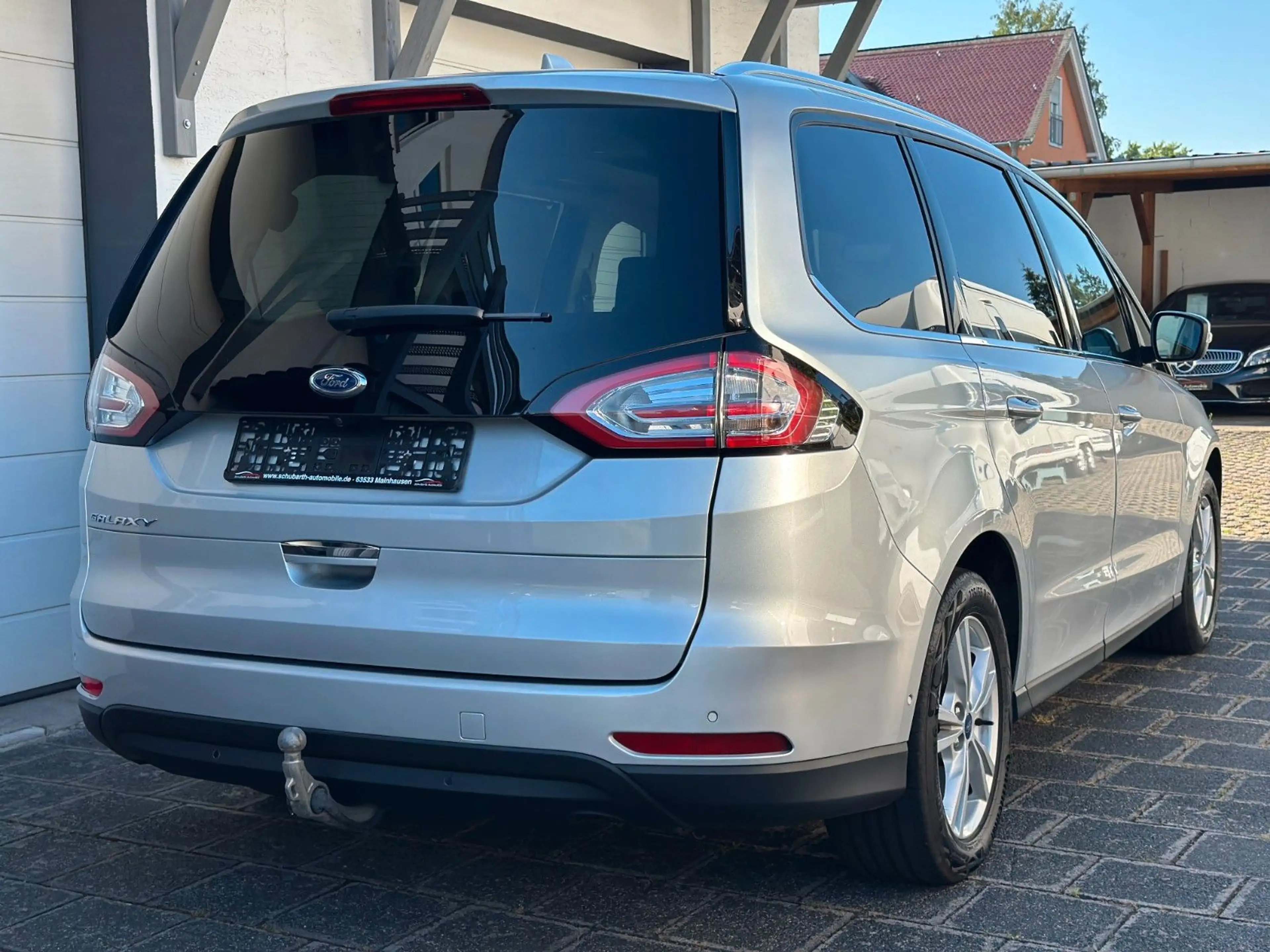 Ford Galaxy Titanium 2,0 241 PS 7-Sitze AHK PANO ACC — photo 2