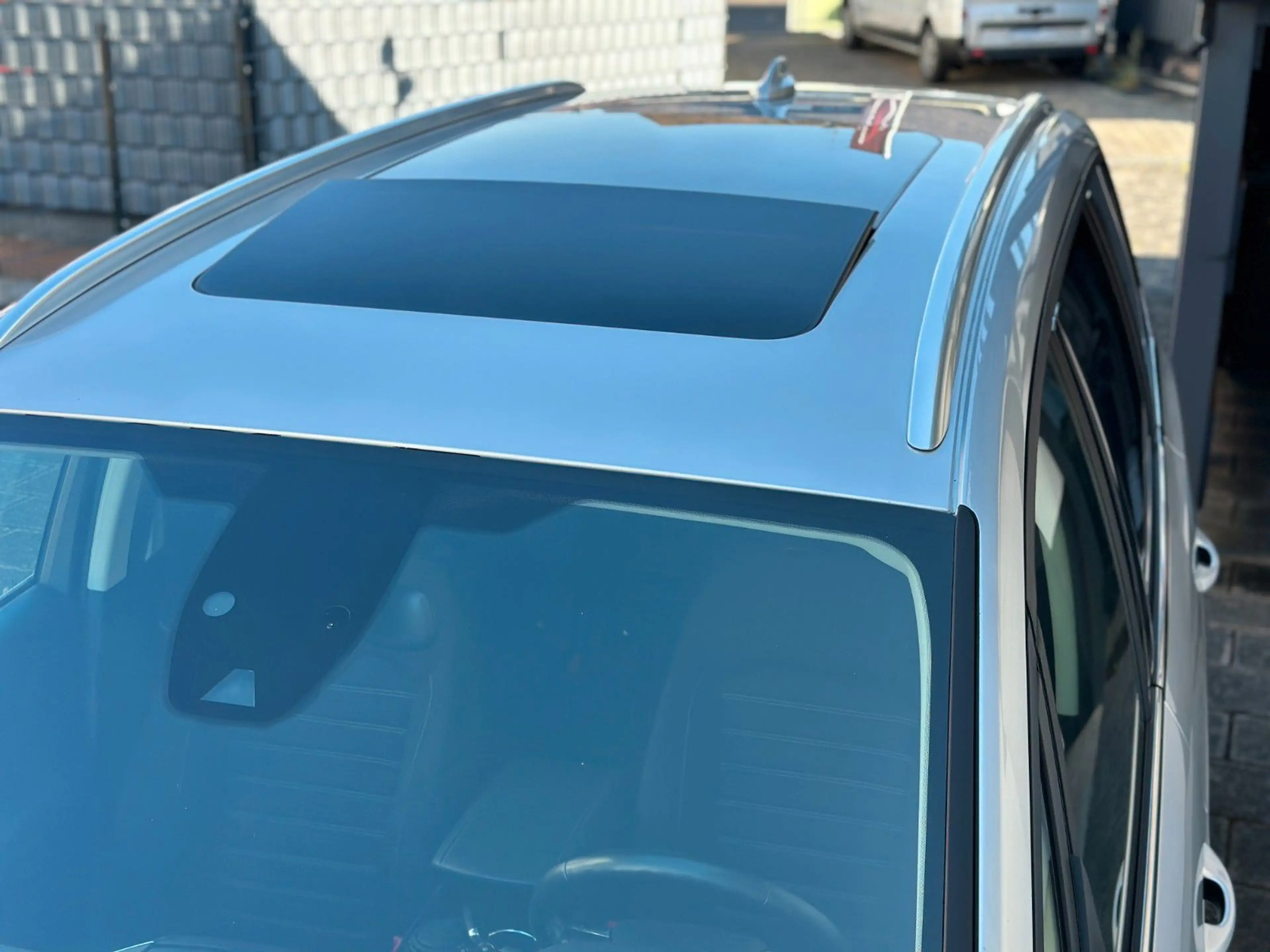 Ford Galaxy Titanium 2,0 241 PS 7-Sitze AHK PANO ACC — photo 3