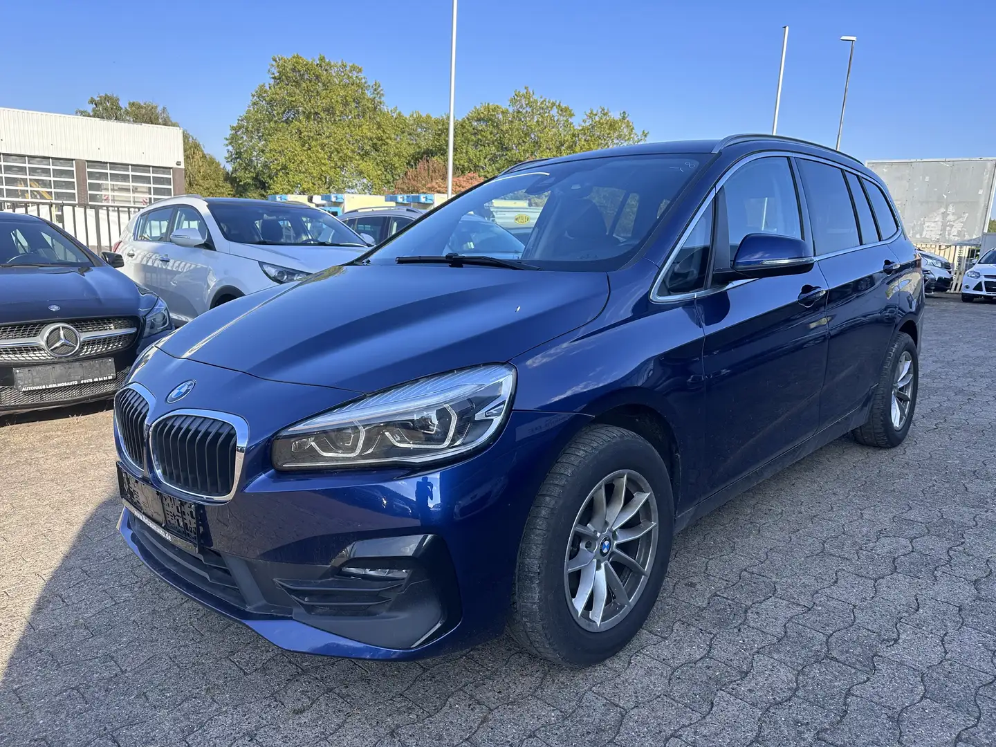 BMW 216 216 d ADVANTAGE+AUTOMATIK+AHK+PDC+SITZHEIZUNG Bleu - 2