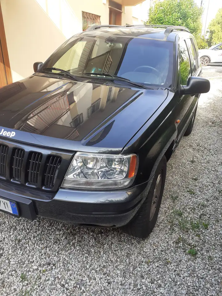 Jeep Grand Cherokee II 1999 4.7 Limited auto, foto 2