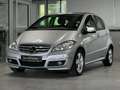 Mercedes-Benz A 180 Avantgarde COMAND PDC+KLIMA+SITZHEIZUNG+++ Silber - thumbnail 1