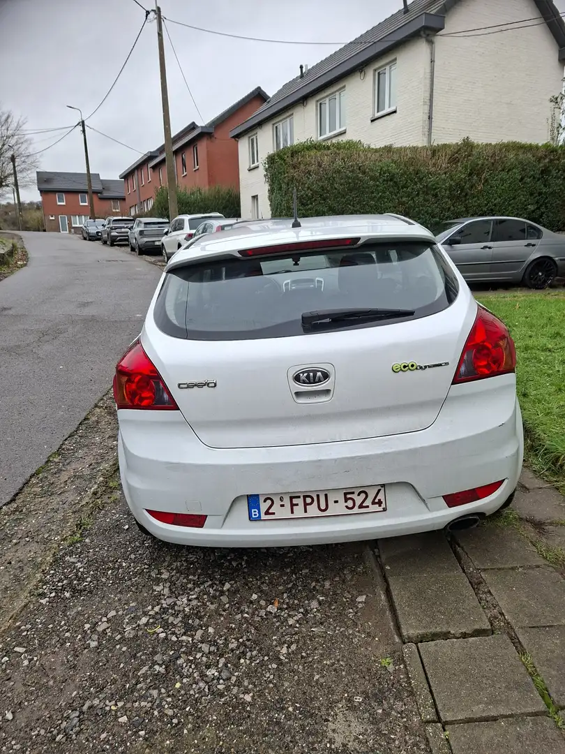 Kia Ceed / cee'd 1.6 CRDi EX ISG EcoDynamics - 1