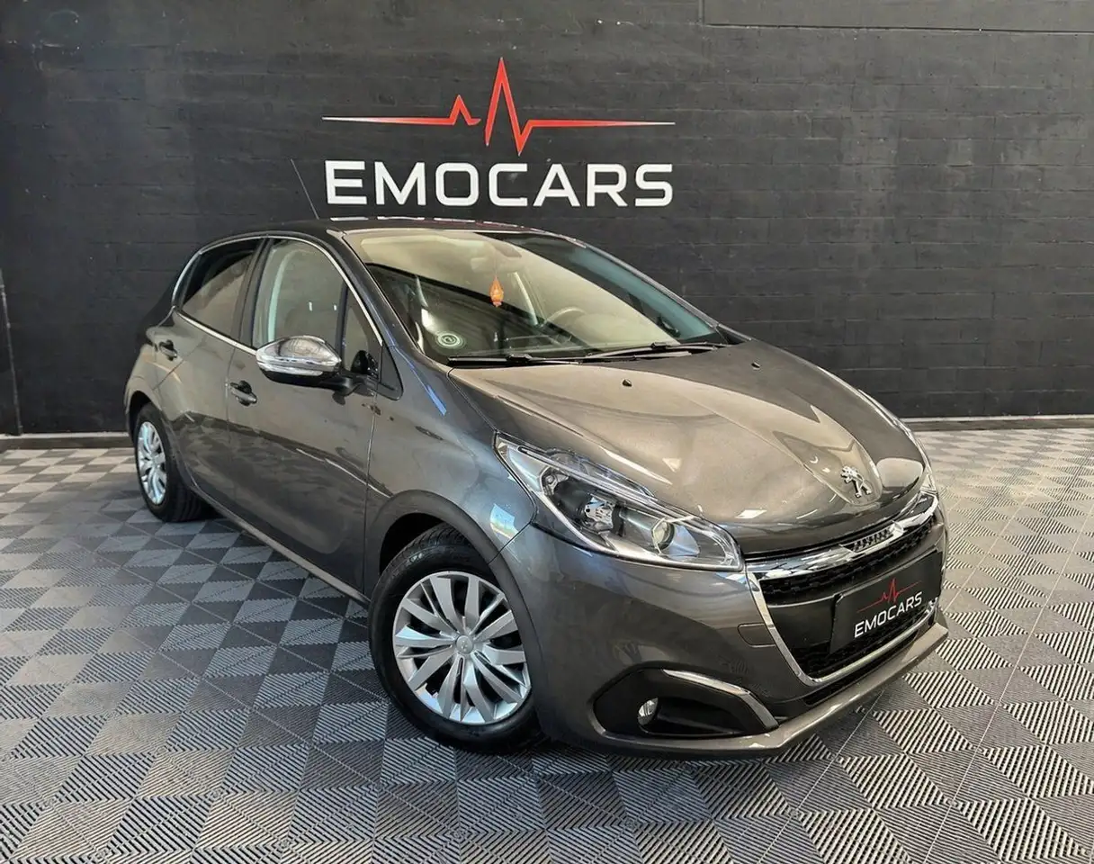 Peugeot 208 1.6 BLUEHDI 100 CV Allure
