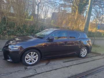 CT 200h 1.8i Shadow Edition E-CVT