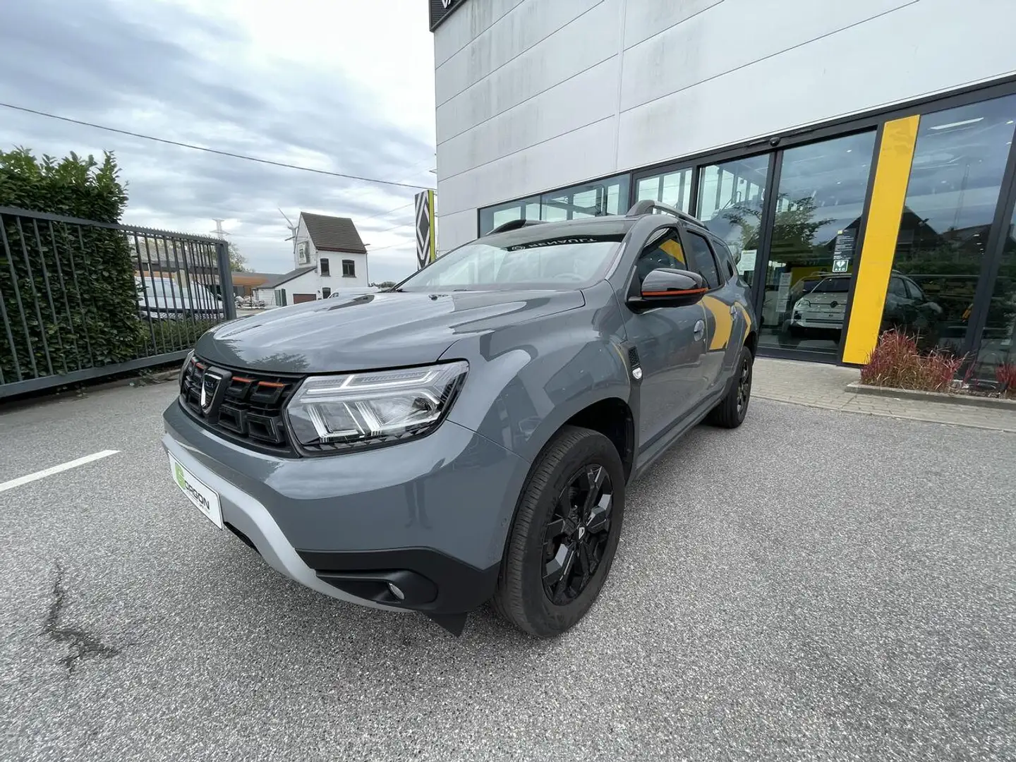 Dacia Duster Prestige Tce130 Grijs - 1